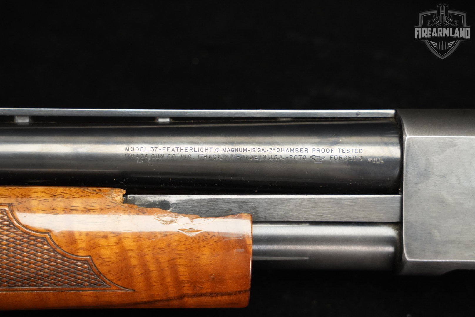 Ithaca Model 37 Featherlight Magnum 12-Gauge Blued & Walnut M37 VENT-RIB-img-19