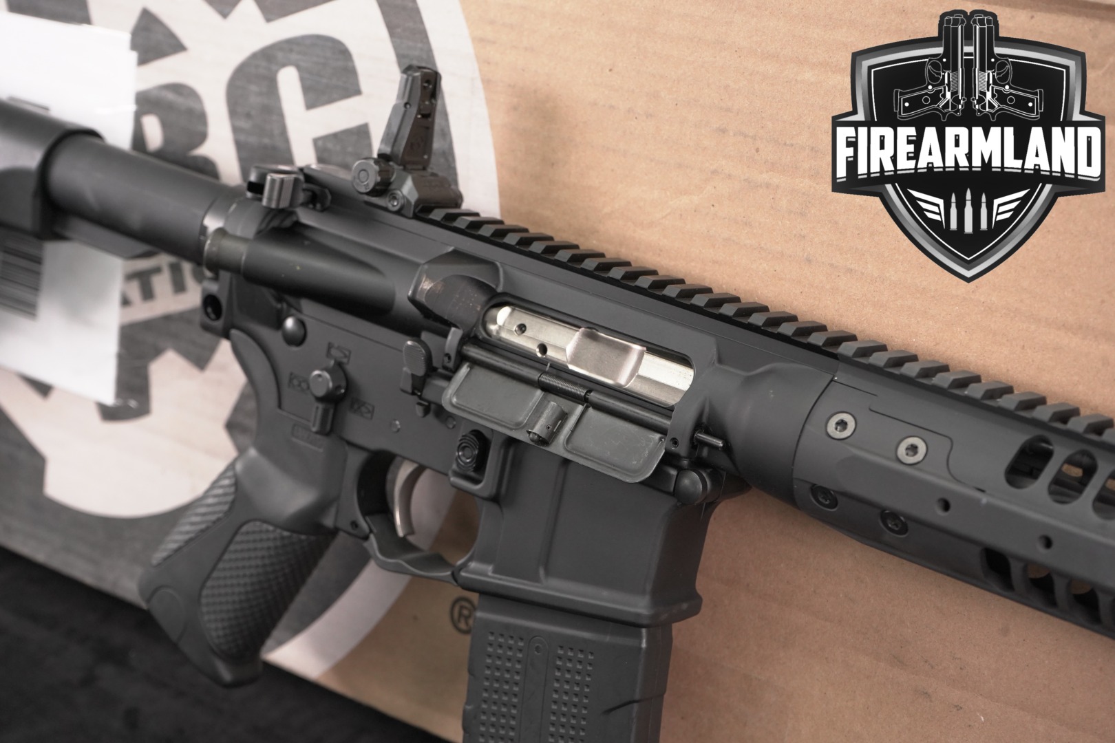 https://cash-for-arms-pictures.s3.amazonaws.com/receg6RPxF41qmIFE/1.jpg