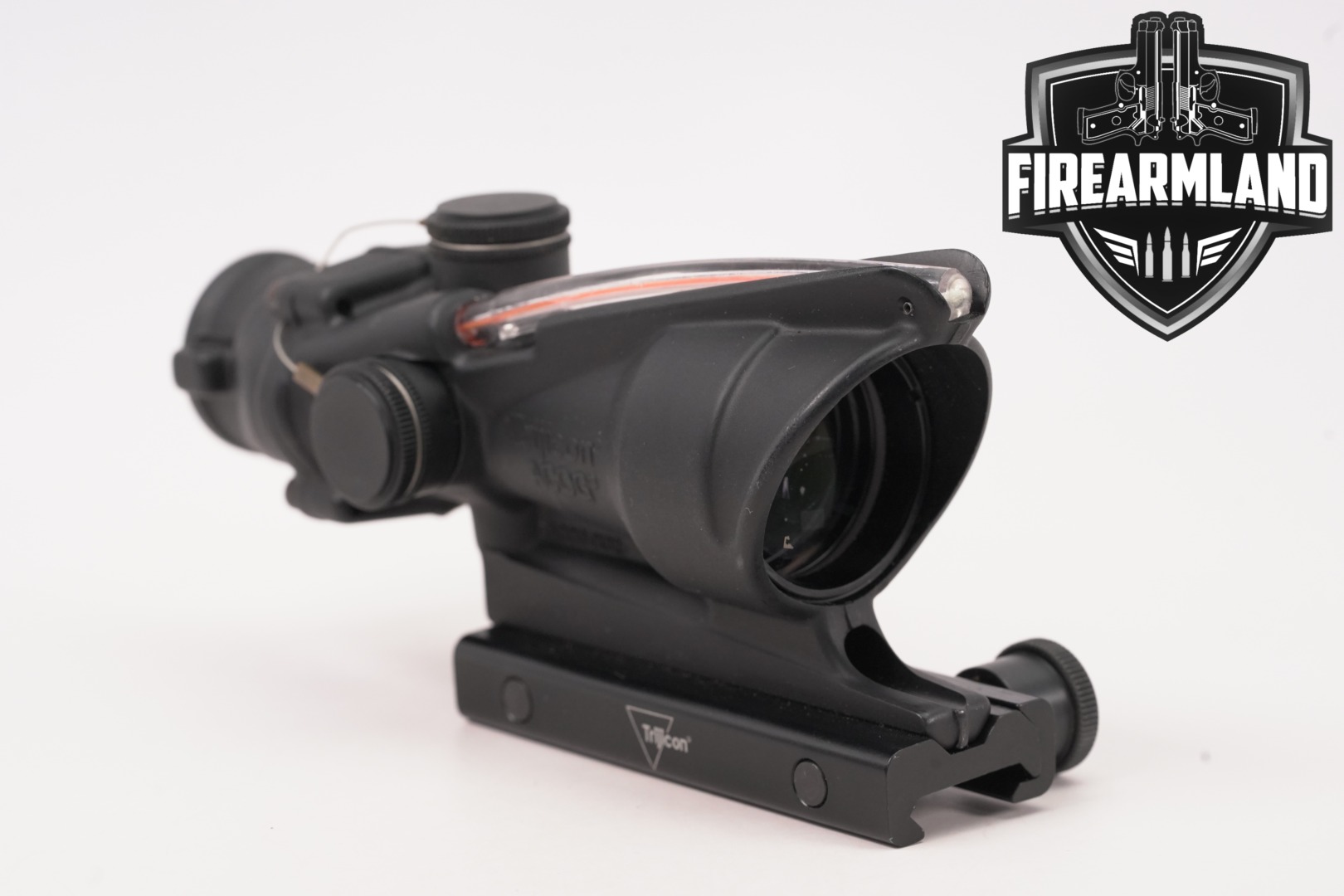 Trijicon ACOG 4x32 in Good Condition Thumbnail