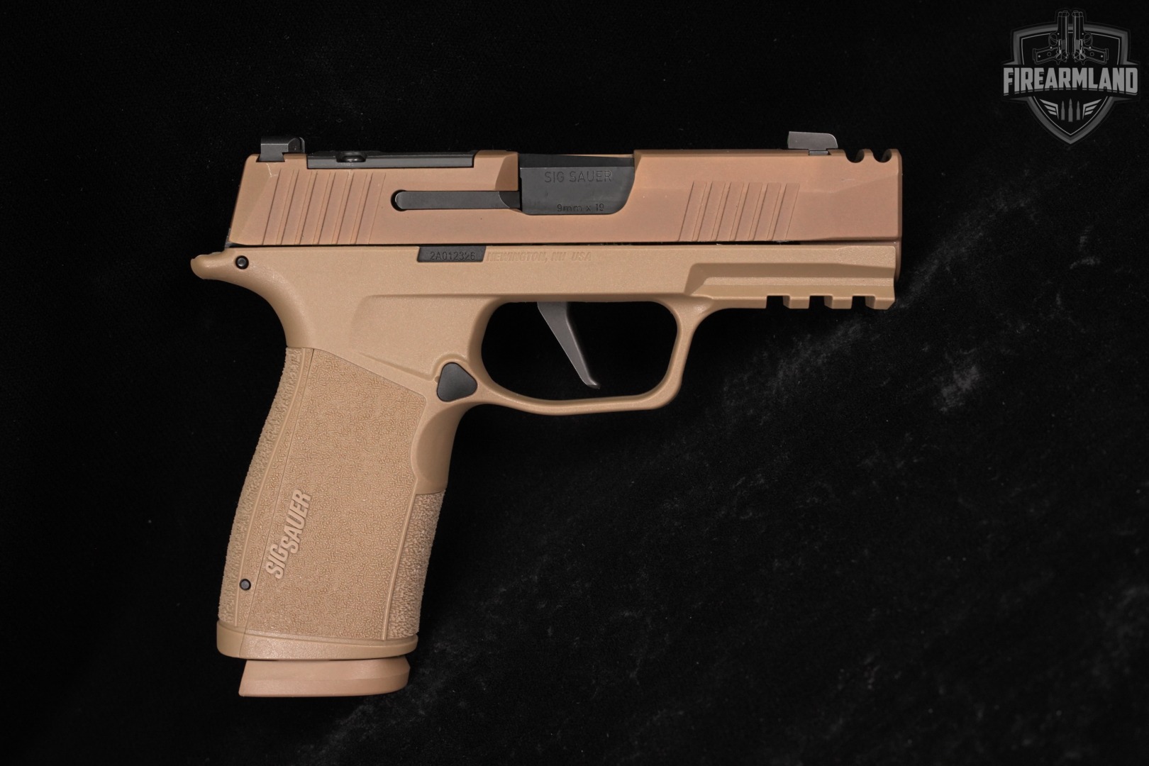 Sig Sauer P365 XMACRO COMP 9mm OR X-Series FDE P-365 +3 MAGS & ORIG CASE-img-4