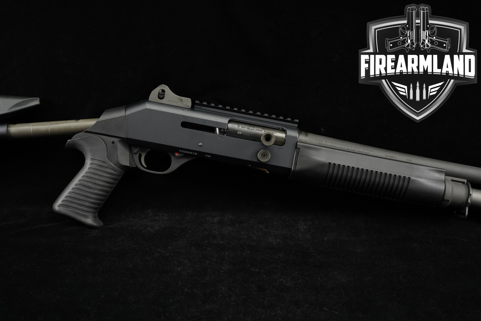Benelli M4 Tactical 12 Gauge Two-Tone Black & Gray in Very Good Condition Thumbnail