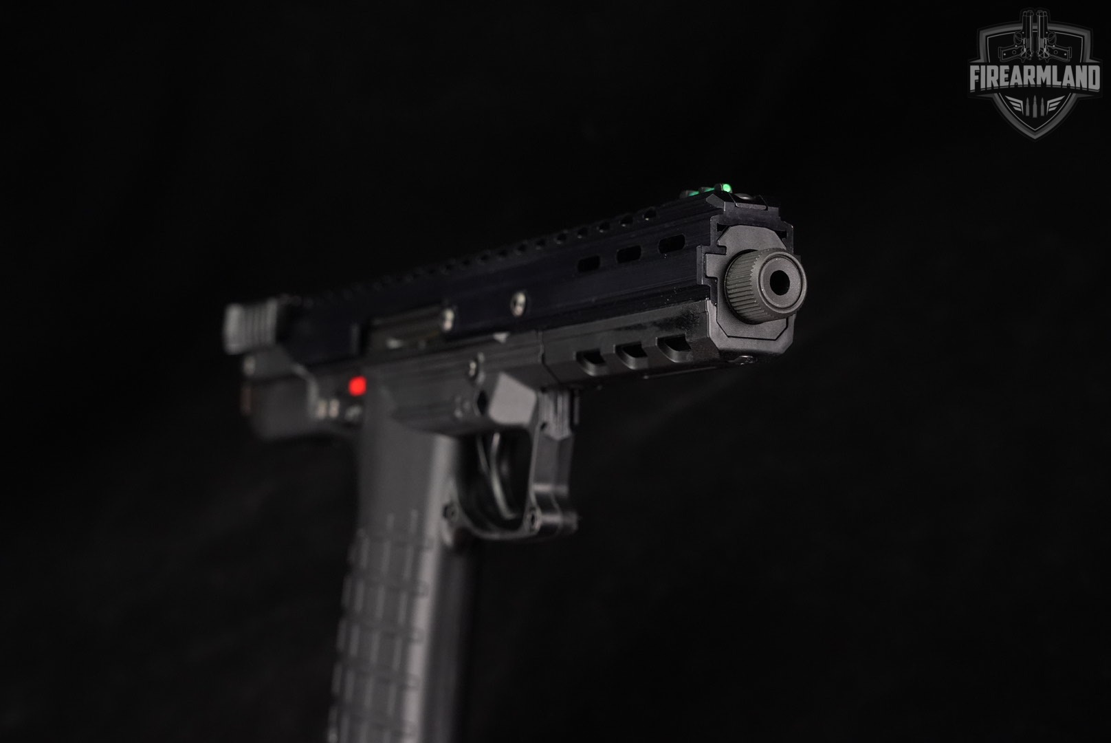 Kel-Tec CP33 22LR 5.5 KelTec CP-33 +2 MAGS & ORIG CASE-img-9