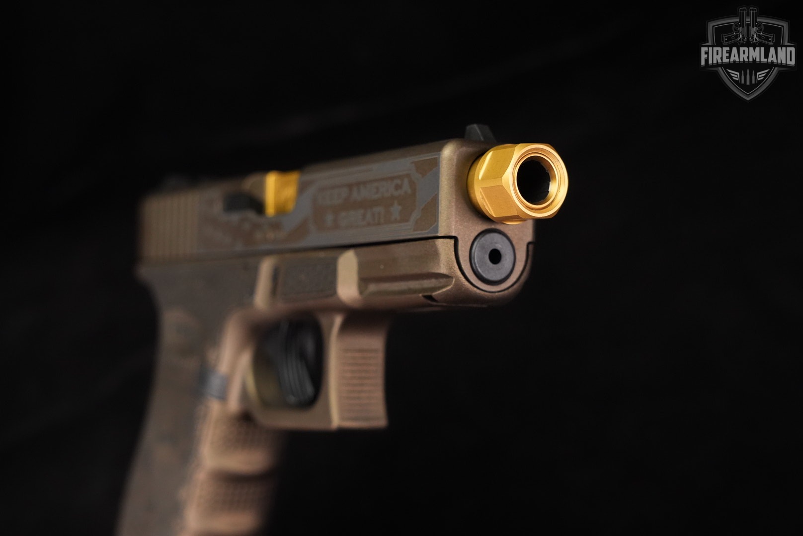 Glock 19 Gen4 G19 Gen 4 TRUMP 45th 9mm Bronze +2 MAGS, ORIG CASE, OG BARREL-img-9