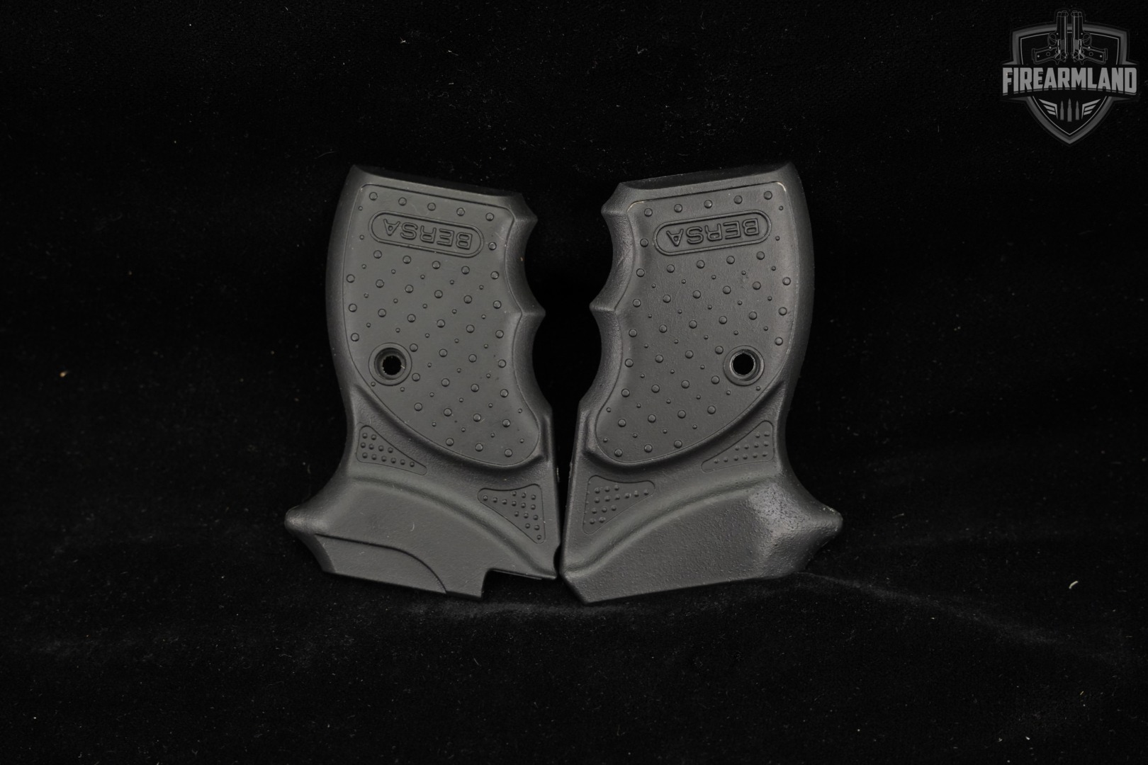 Bersa Thunder 380 CC Concealed Carry 380ACP 380CC +2 MAGS & ORIG CASE-img-16
