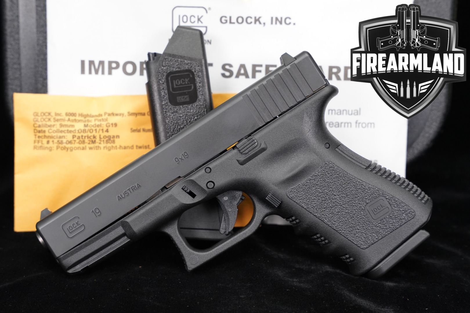 Glock G19 Gen 3 9mm Luger Black in Very Good Condition Thumbnail