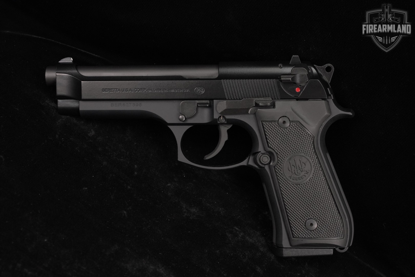 Beretta 92FS 9mm 4.9" 92 FS +2 MAGS & ORIG CASE-img-3