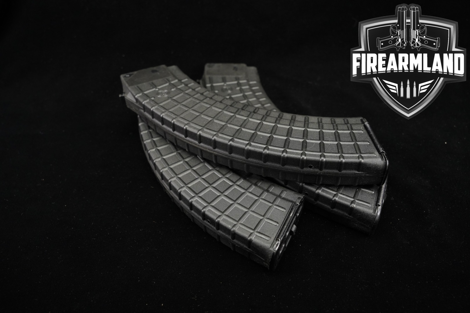 https://cash-for-arms-pictures.s3.amazonaws.com/recfxjAgRLsroL3oZ/1.jpg