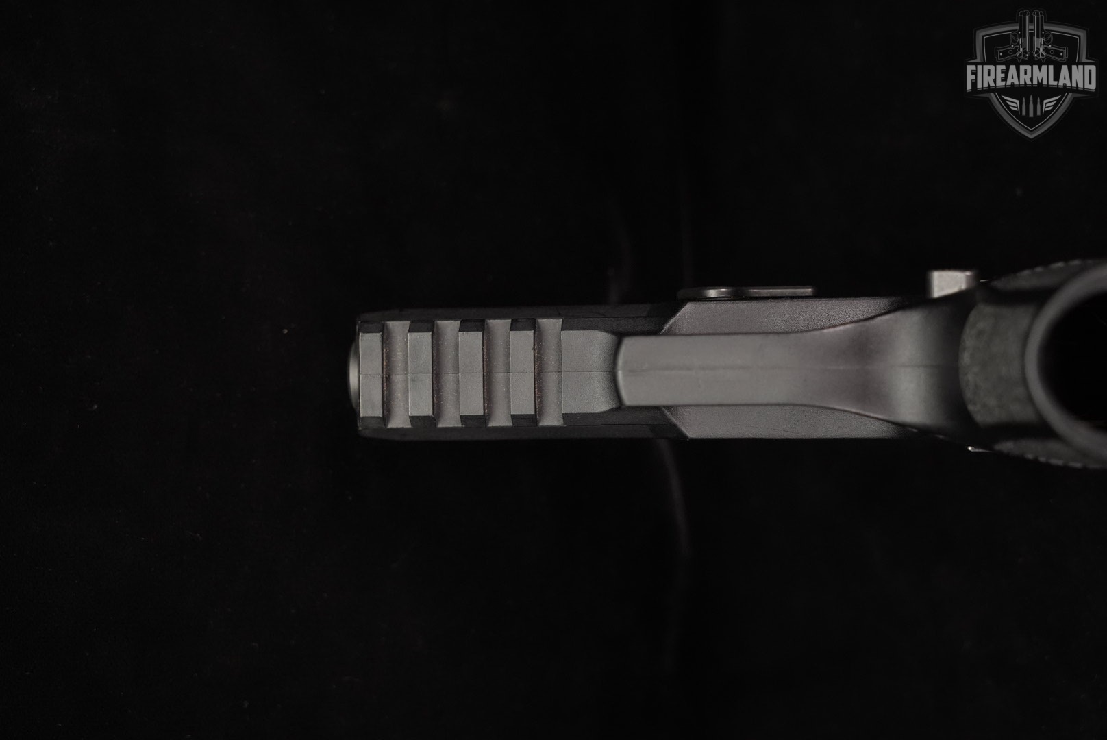 Sig Sauer P320 Compact 9mm 3.9" P-320 +3 MAGS & ORIG CASE-img-7