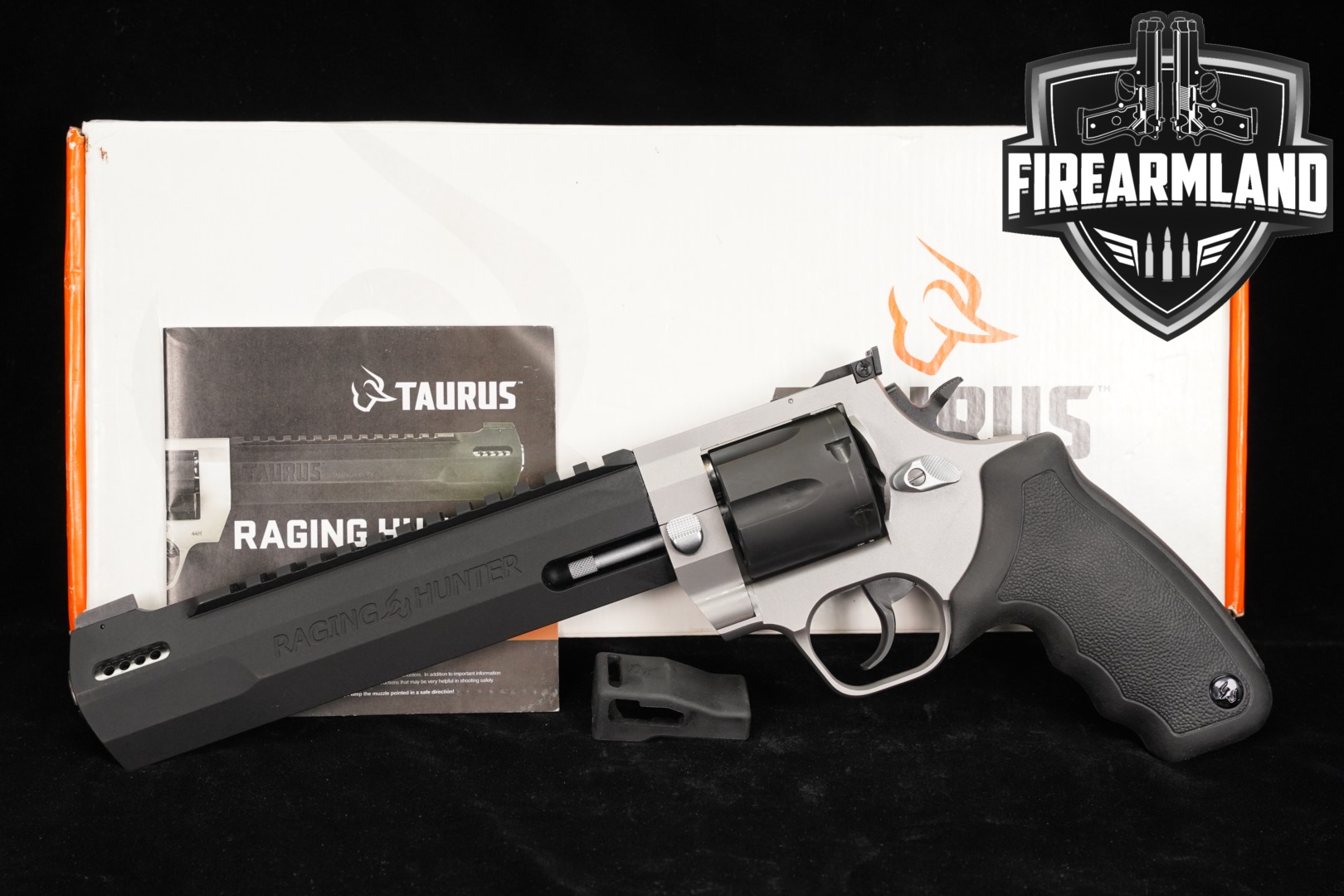 Taurus Raging Hunter 44H .44 Rem Magnum Two-Tone Stainless & Black in Very Good Condition Thumbnail