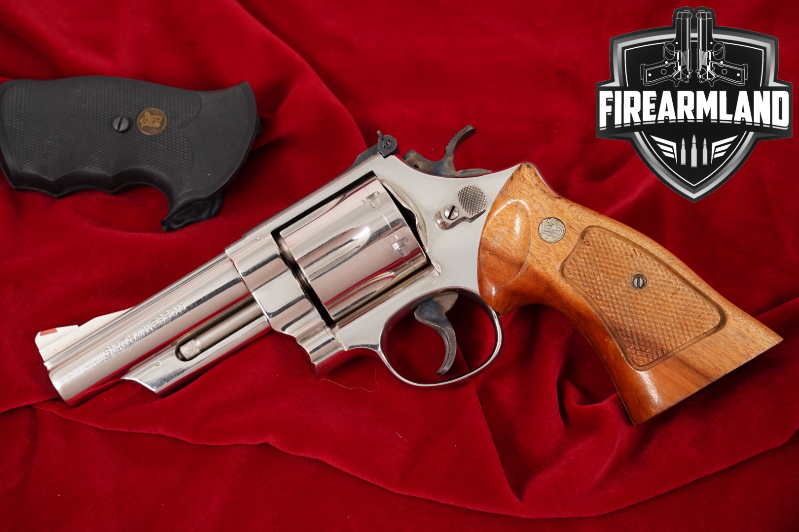 Smith & Wesson Model 29-2 S&W 44 Magnum 4" Bright Nickel M29 DA/SA +GRIPS-img-0