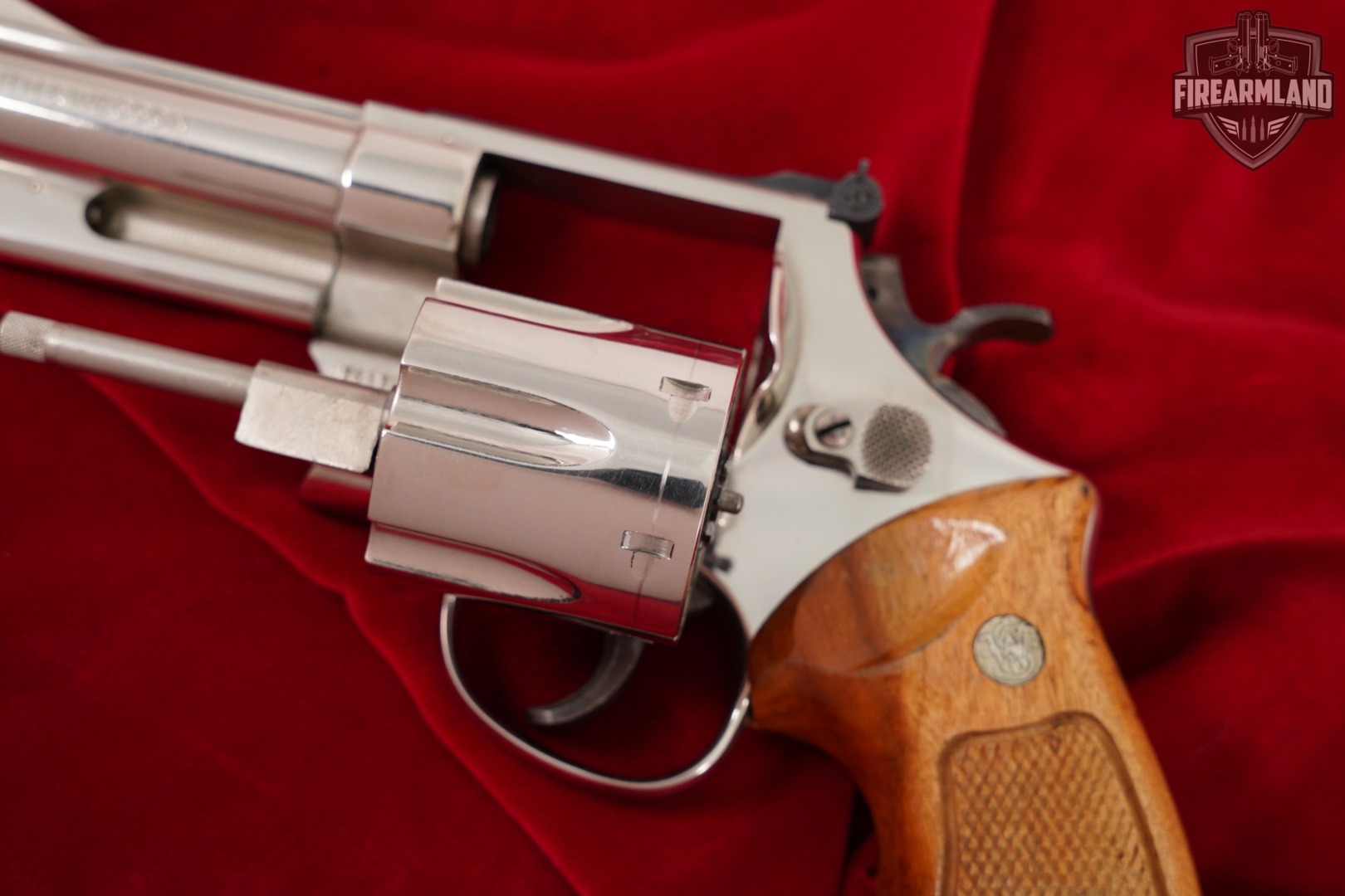 Smith & Wesson Model 29-2 S&W 44 Magnum 4" Bright Nickel M29 DA/SA +GRIPS-img-11