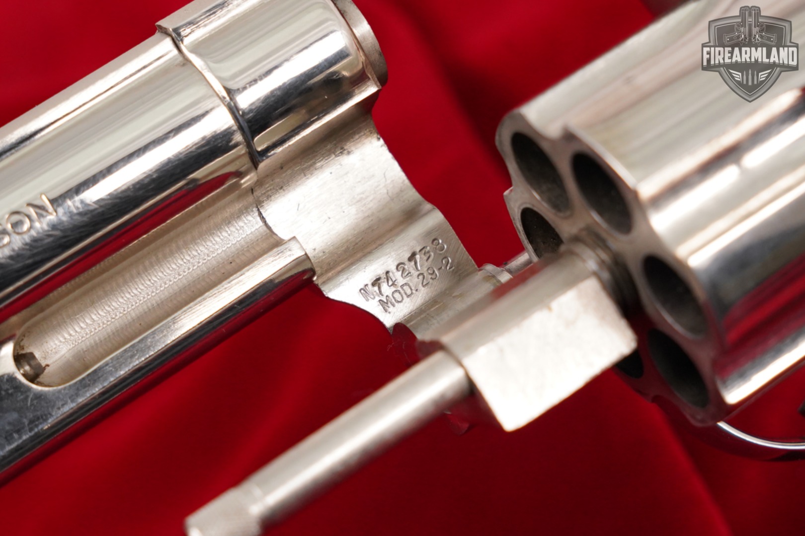 Smith & Wesson Model 29-2 S&W 44 Magnum 4" Bright Nickel M29 DA/SA +GRIPS-img-16