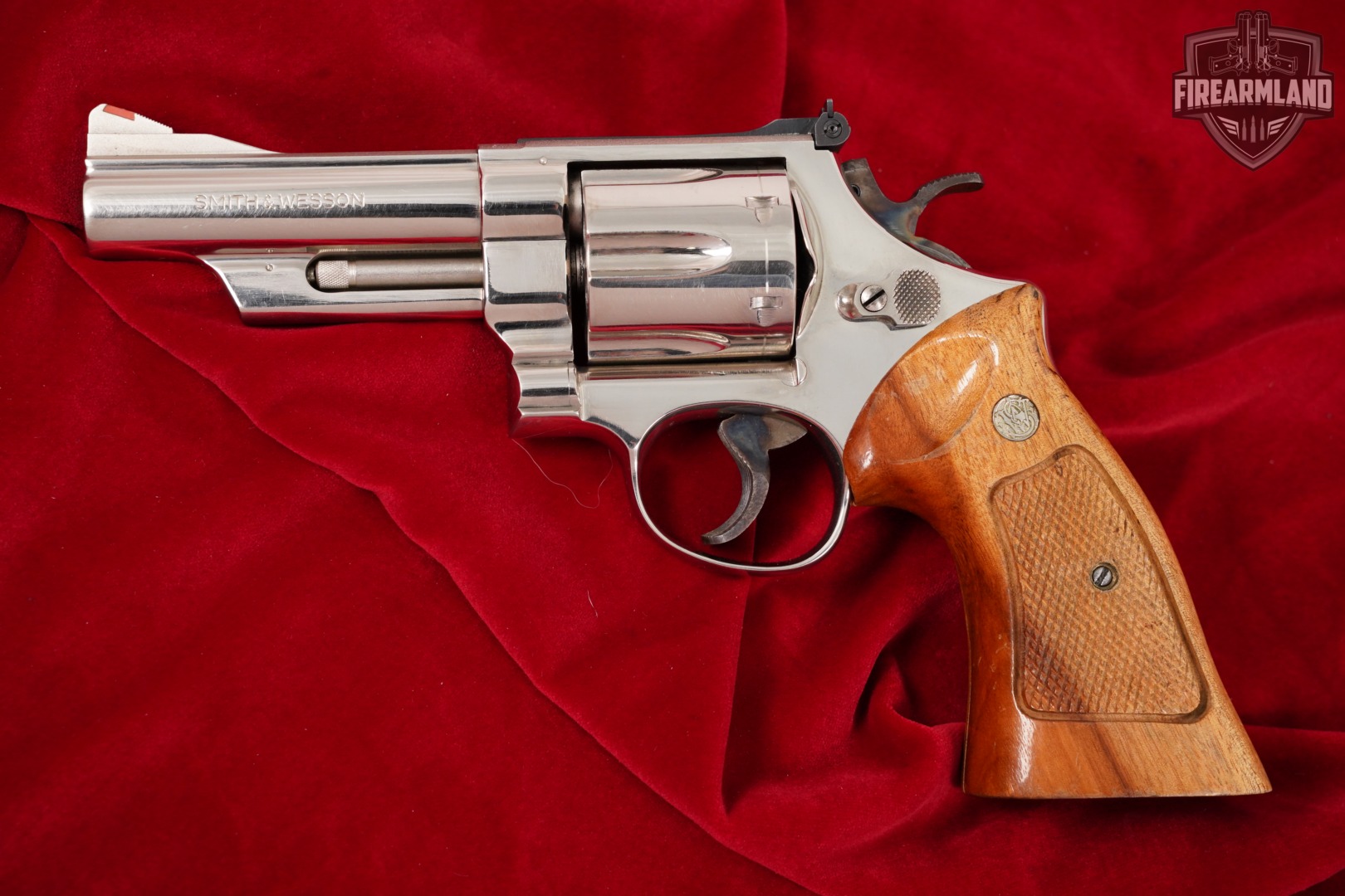 Smith & Wesson Model 29-2 S&W 44 Magnum 4" Bright Nickel M29 DA/SA +GRIPS-img-2