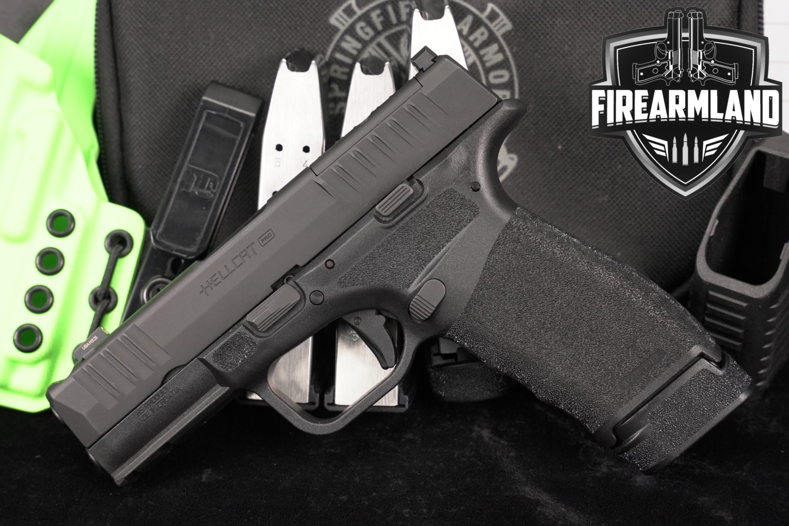 Springfield Armory Hellcat Pro OSP 9mm 3.7" +4 MAGS, ORIG BOX & HOLSTER-img-0
