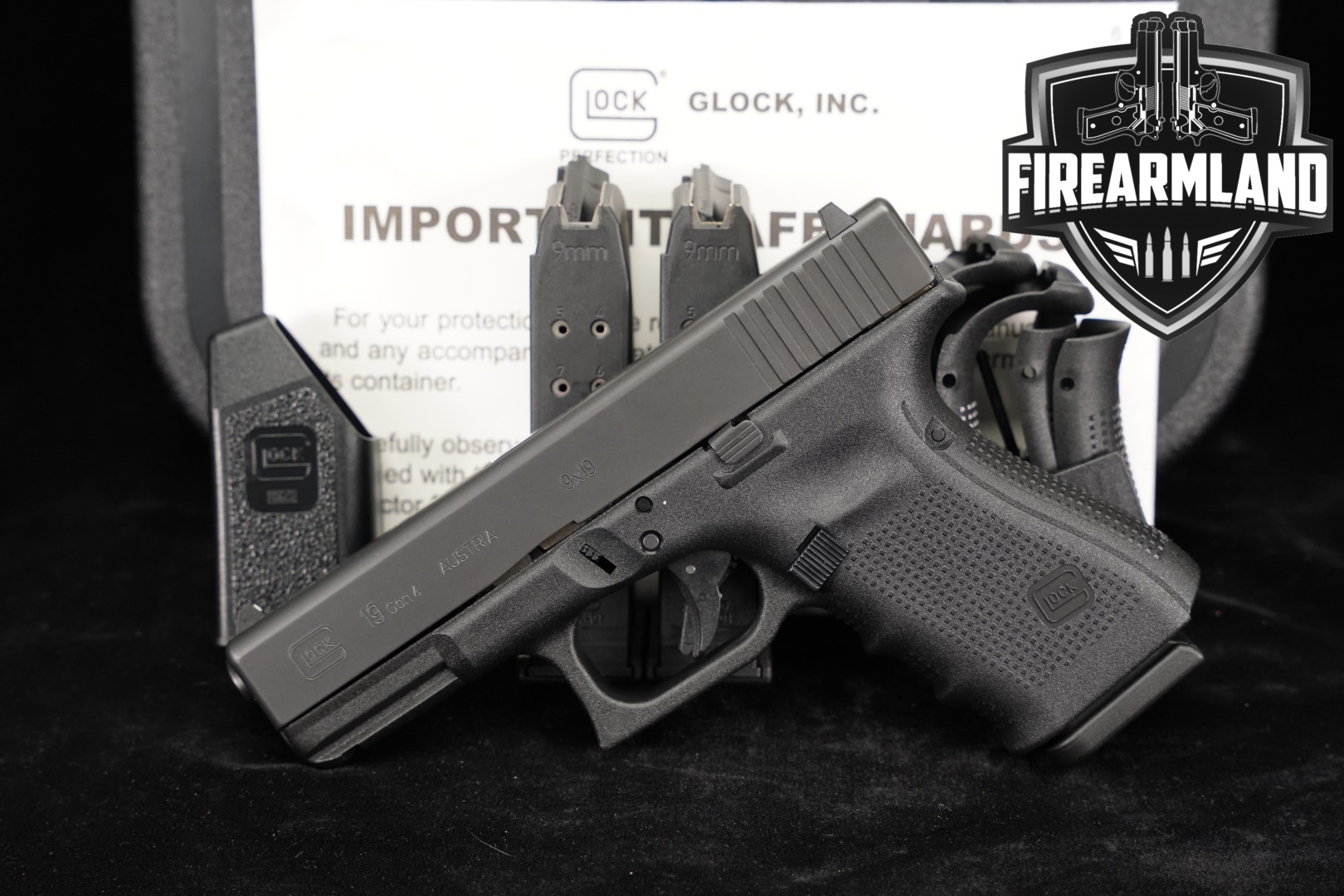 Glock 19 Gen 4 9mm Luger Black in Excellent Condition Thumbnail