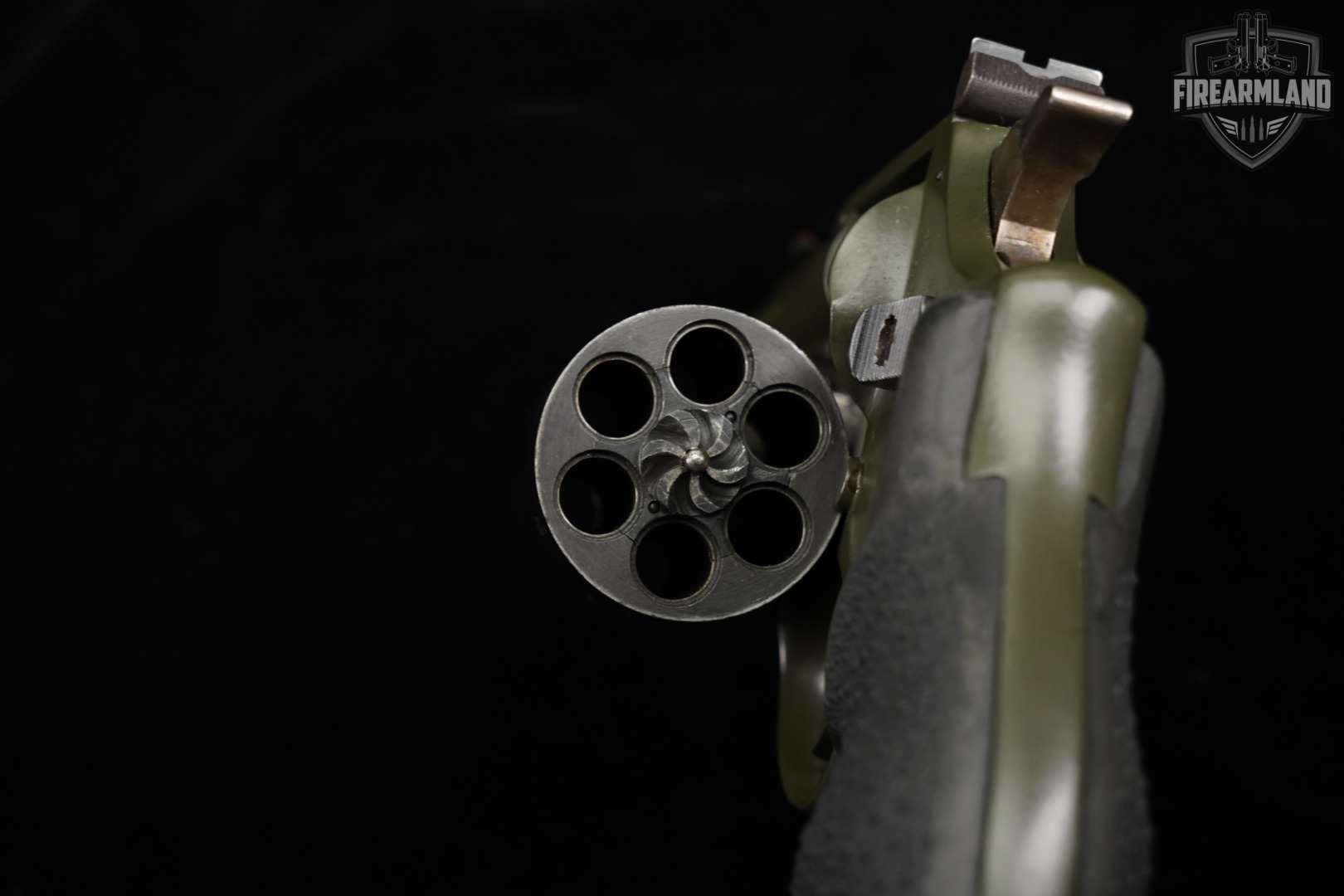 Astra Model 357 Magnum 4" Two-Tone Green & Black DA/SA M357-img-11