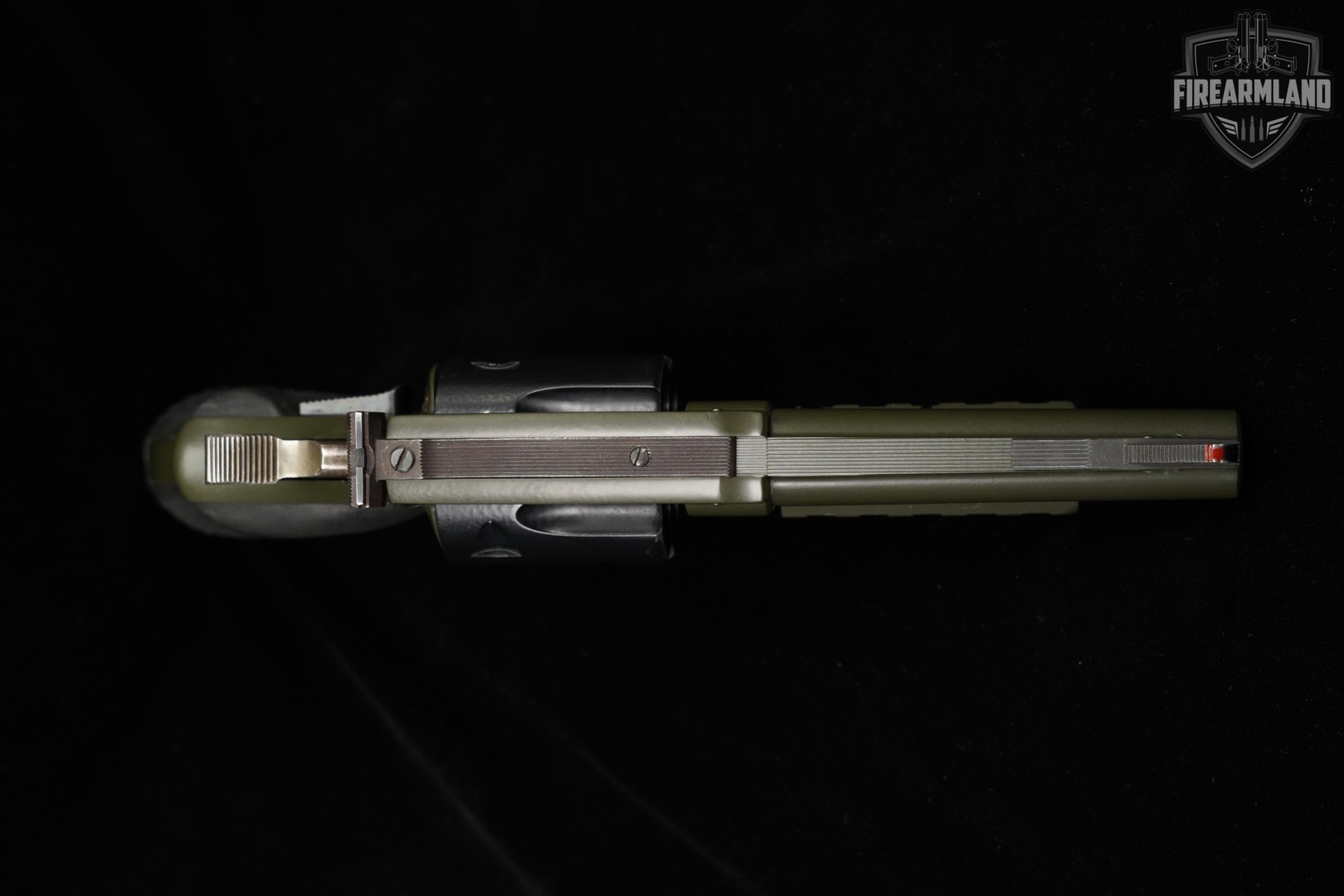 Astra Model 357 Magnum 4" Two-Tone Green & Black DA/SA M357-img-5