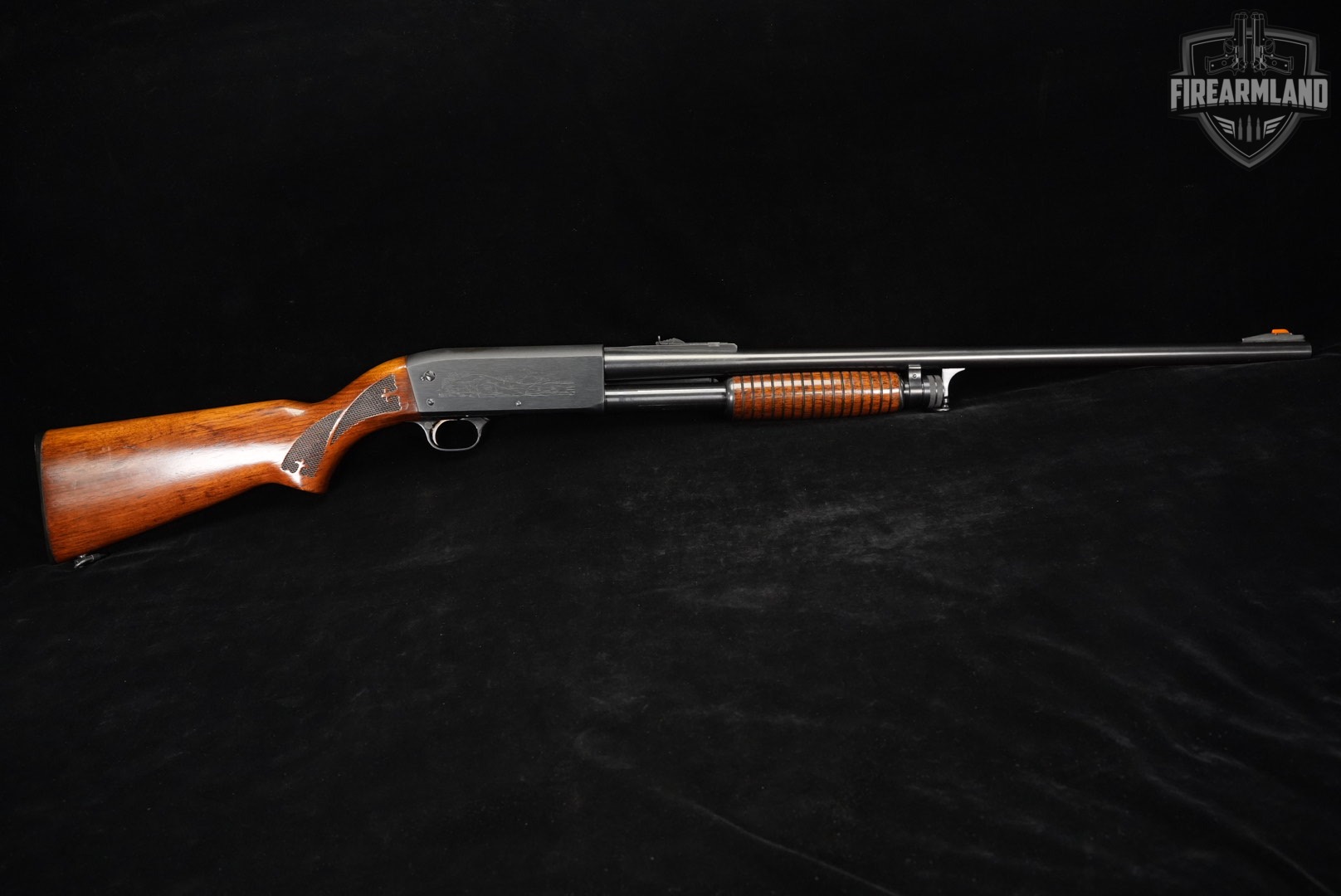 Ithaca Model 37 Featherlight Deerslayer 12-Gauge 26" Blued M37 TAKEDOWN-img-4