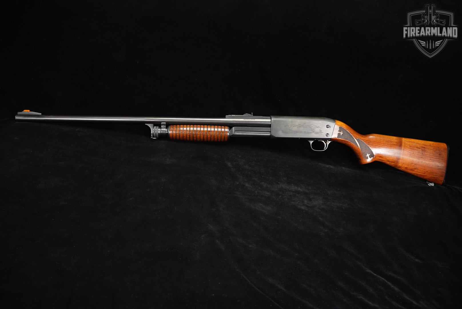 Ithaca Model 37 Featherlight Deerslayer 12-Gauge 26" Blued M37 TAKEDOWN-img-7
