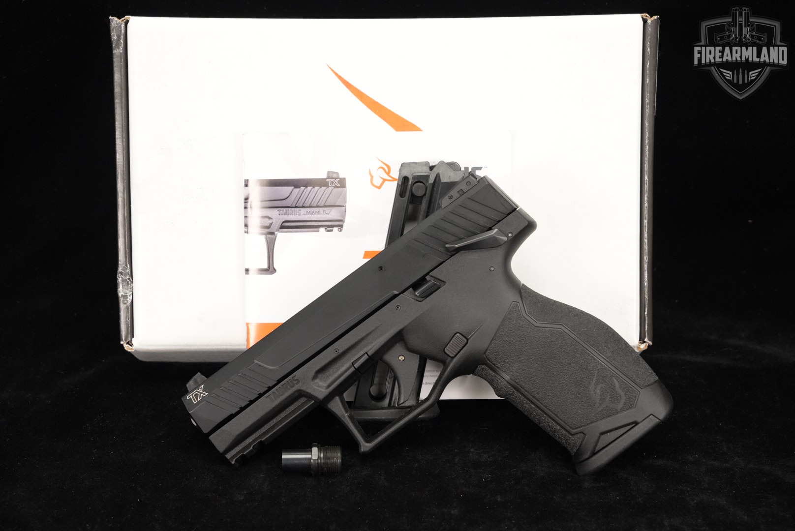 Taurus TX22 22LR 4" TX 22 THREADED +2 MAGS & ORIG BOX-img-2