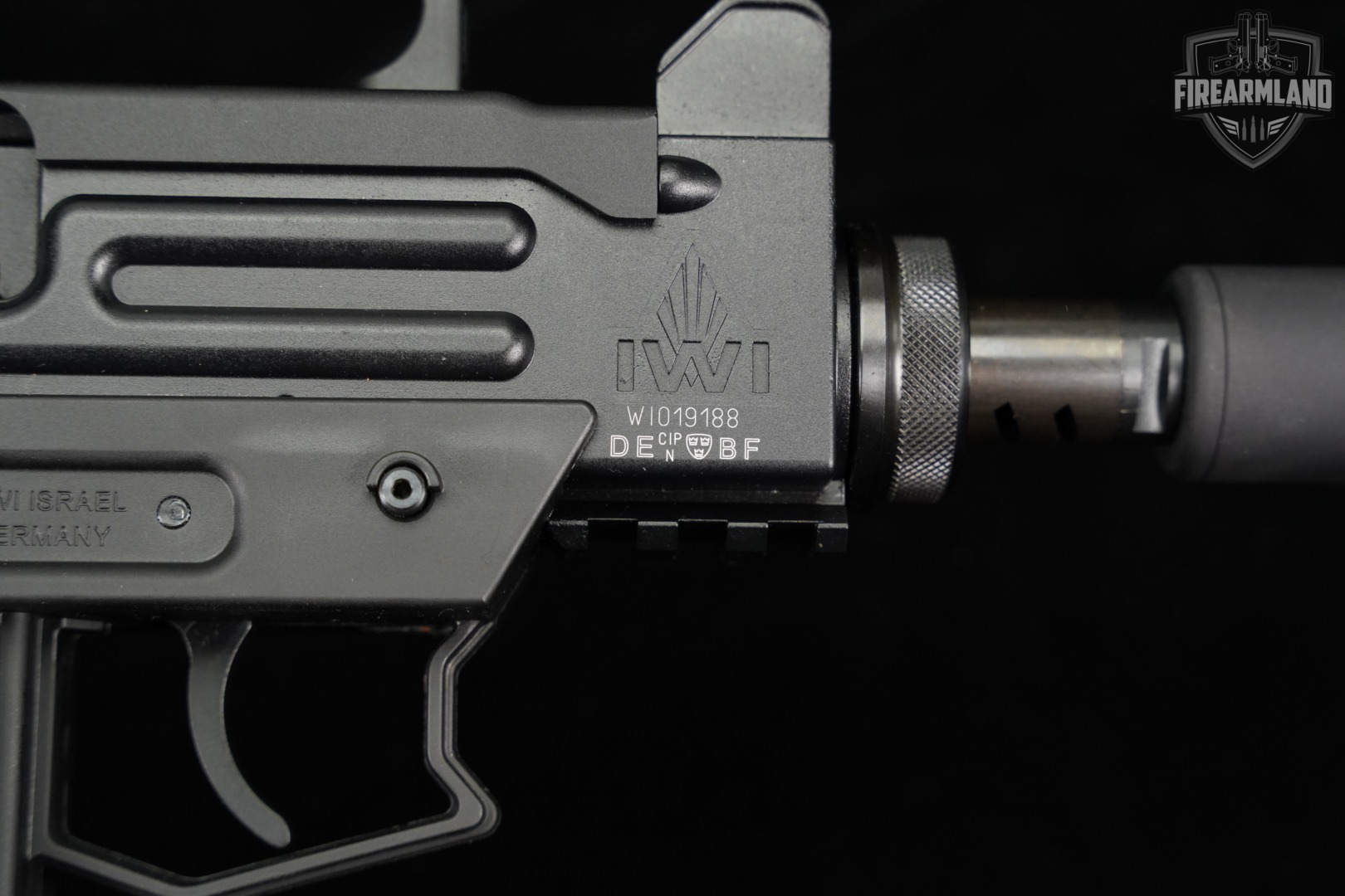 IWI Walther UZI Pistol 22LR 5.5" FAUX SUPPRESSOR +ORIG CASE-img-11