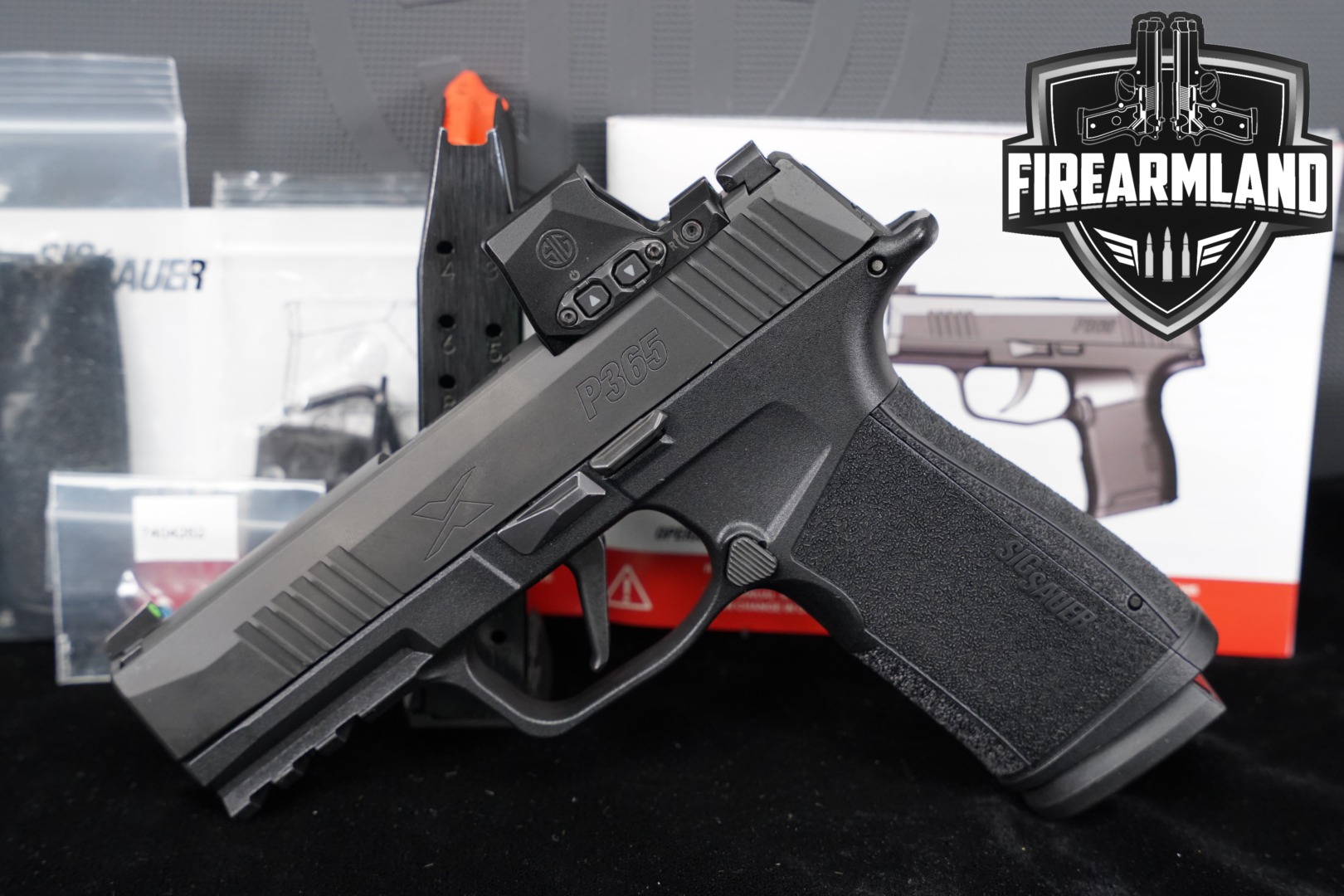 Sig Sauer P365XL TACPAC; XMACRO Grip Module 9mm Luger Black in Very Good Condition Thumbnail