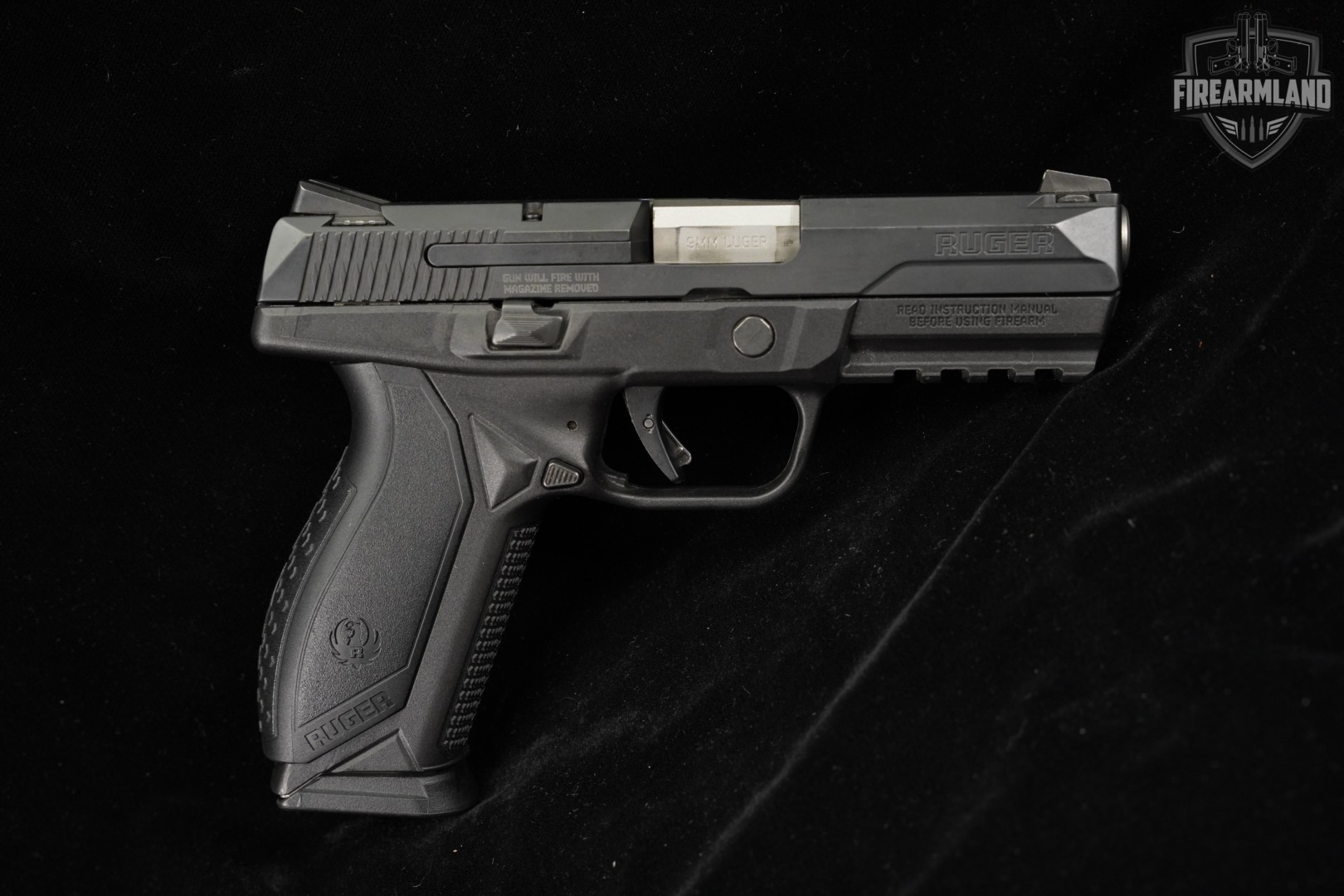 Ruger AMERICAN PISTOL Pro 9mm 4.2 +2 MAGS & ORIG CASE-img-3