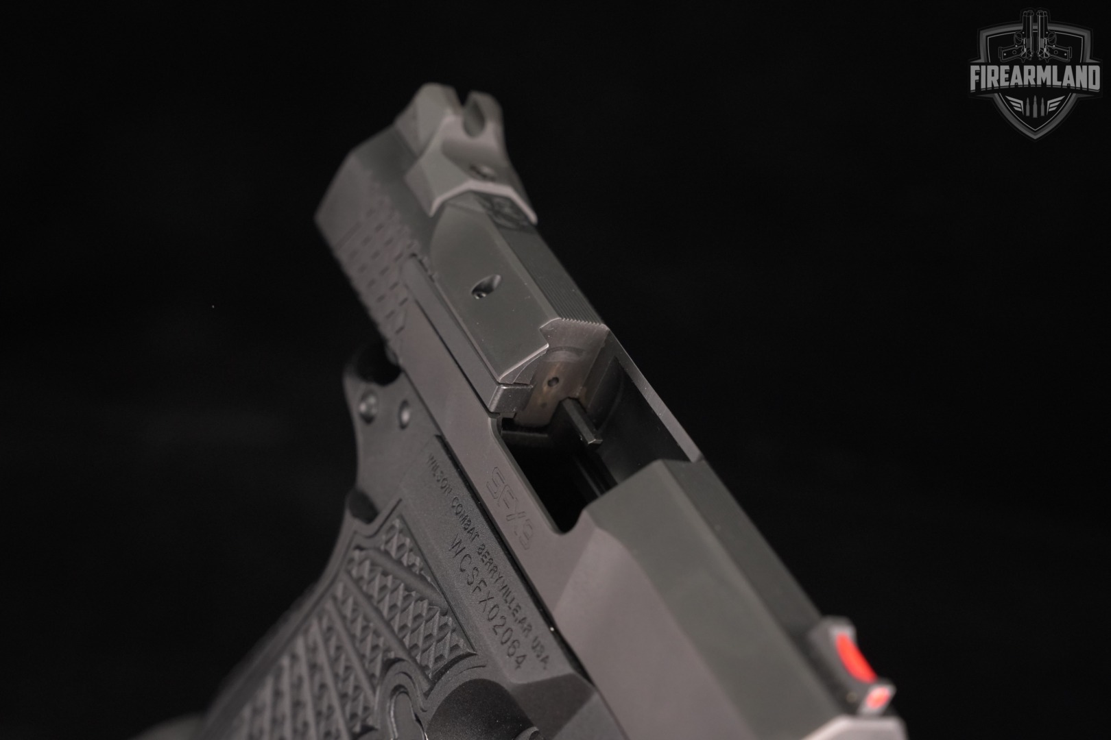 DESIRED Wilson Combat WC SFX9 Subcompact 9mm SFX-9 +5 MAGS & ORIG CASE-img-12