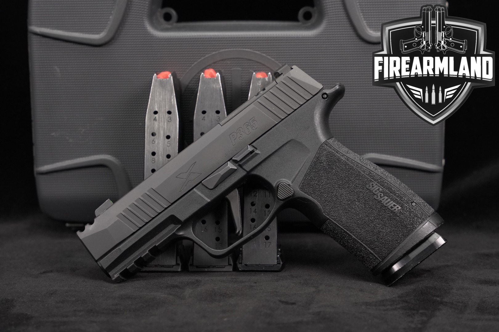 Sig Sauer P365-XMACRO Comp 9mm Luger Black in Good Condition Thumbnail
