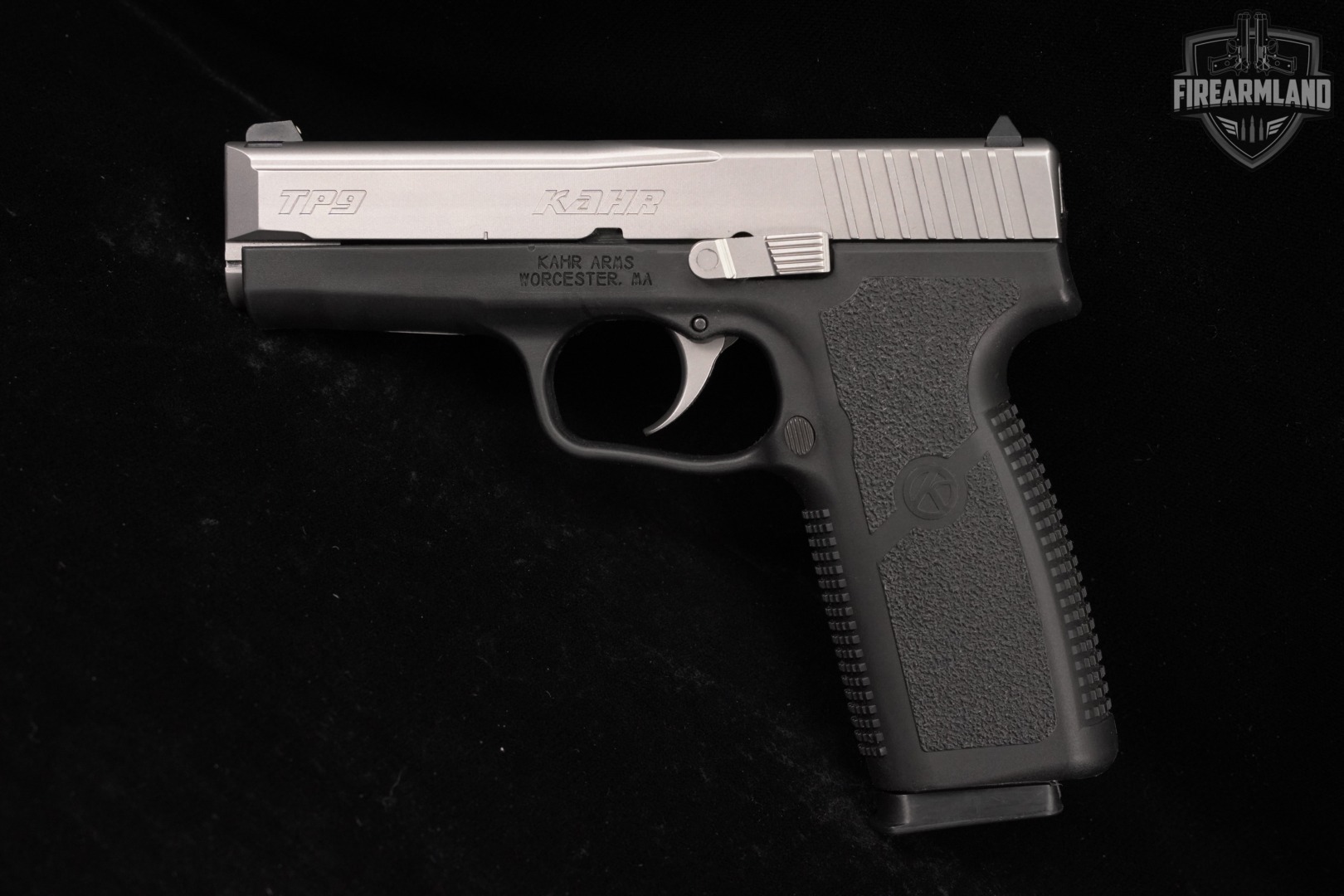 Kahr Arms TP9 9mm 4" Two-Tone Stainless TP-9 +3 MAGS & ORIG CASE-img-3