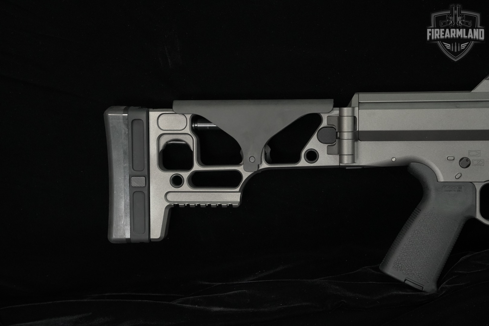 DESIRED Barrett MRAD 300 Win Magnum 26" +2 MAGS, PELICAN CASE-img-4