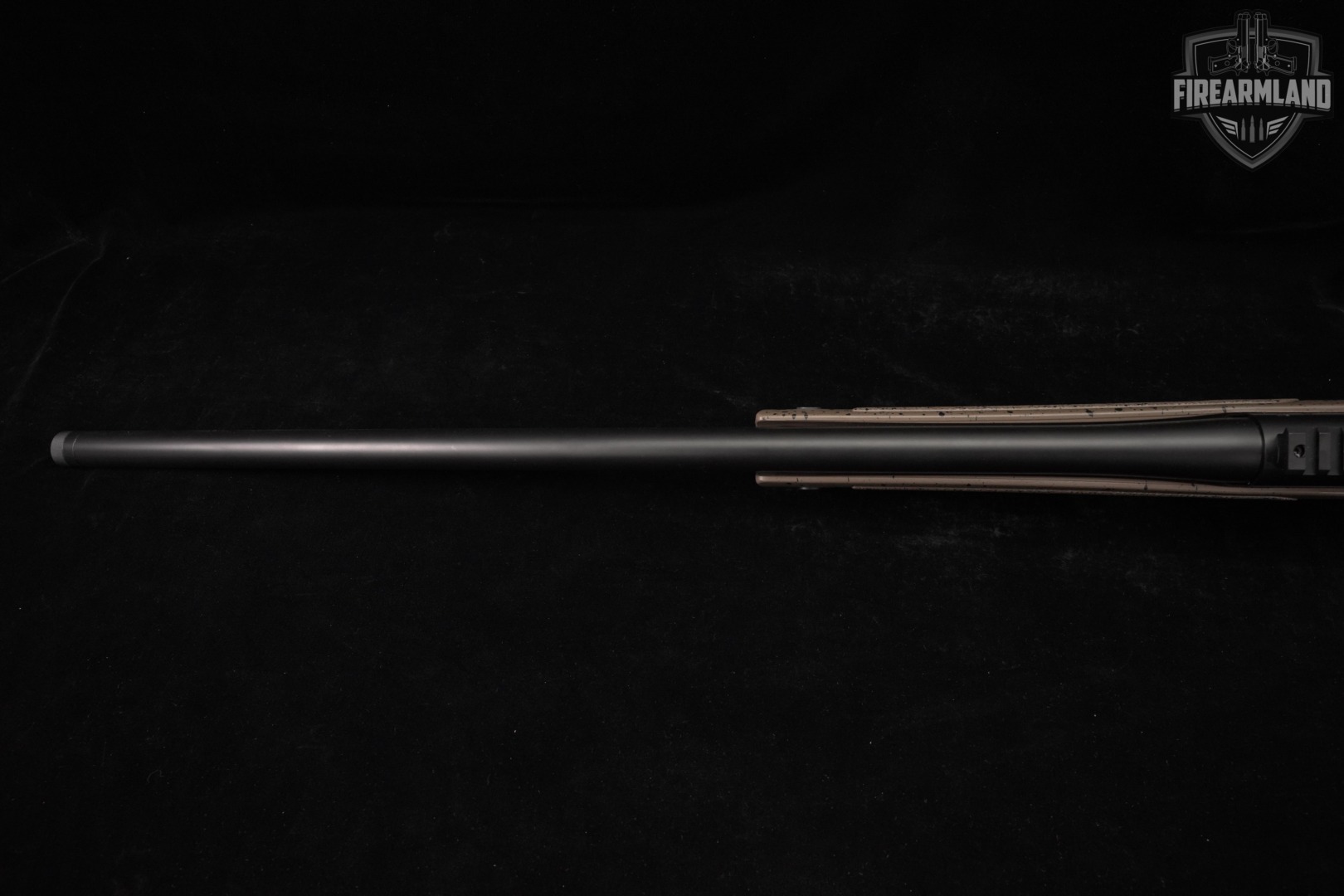 Bergara B-14 HMR 300 Win Magnum Black & Tan Splatter B14 THREADED +ORIG BOX-img-9