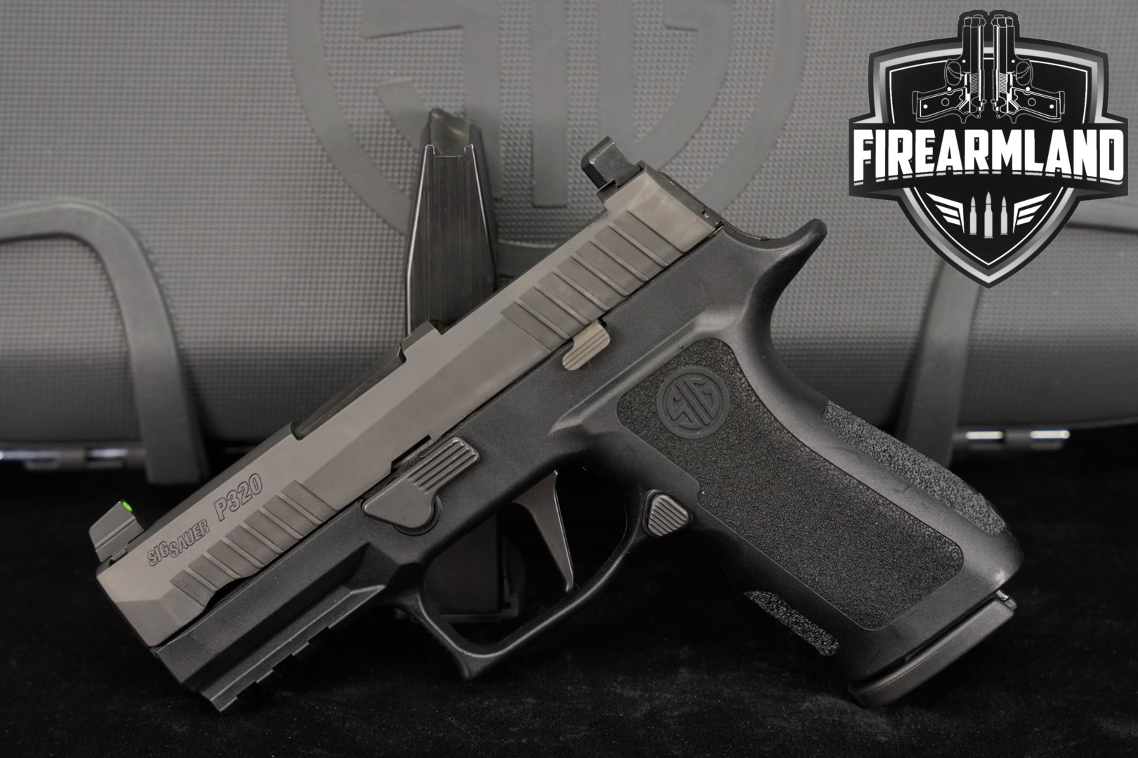 Sig Sauer P320 X-Compact 9mm Luger Black in Very Good Condition Thumbnail