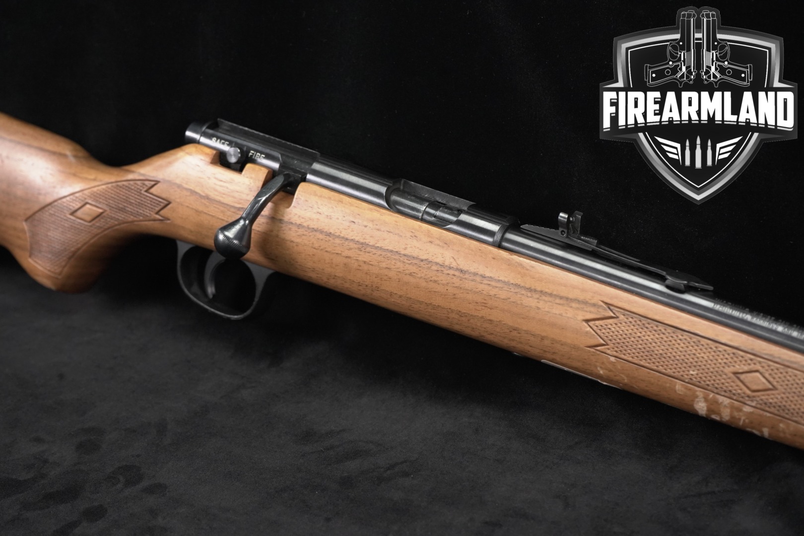 1990 Marlin Firearms Co. Model 881 .22 LR Blued & Hardwood in Good Condition Thumbnail