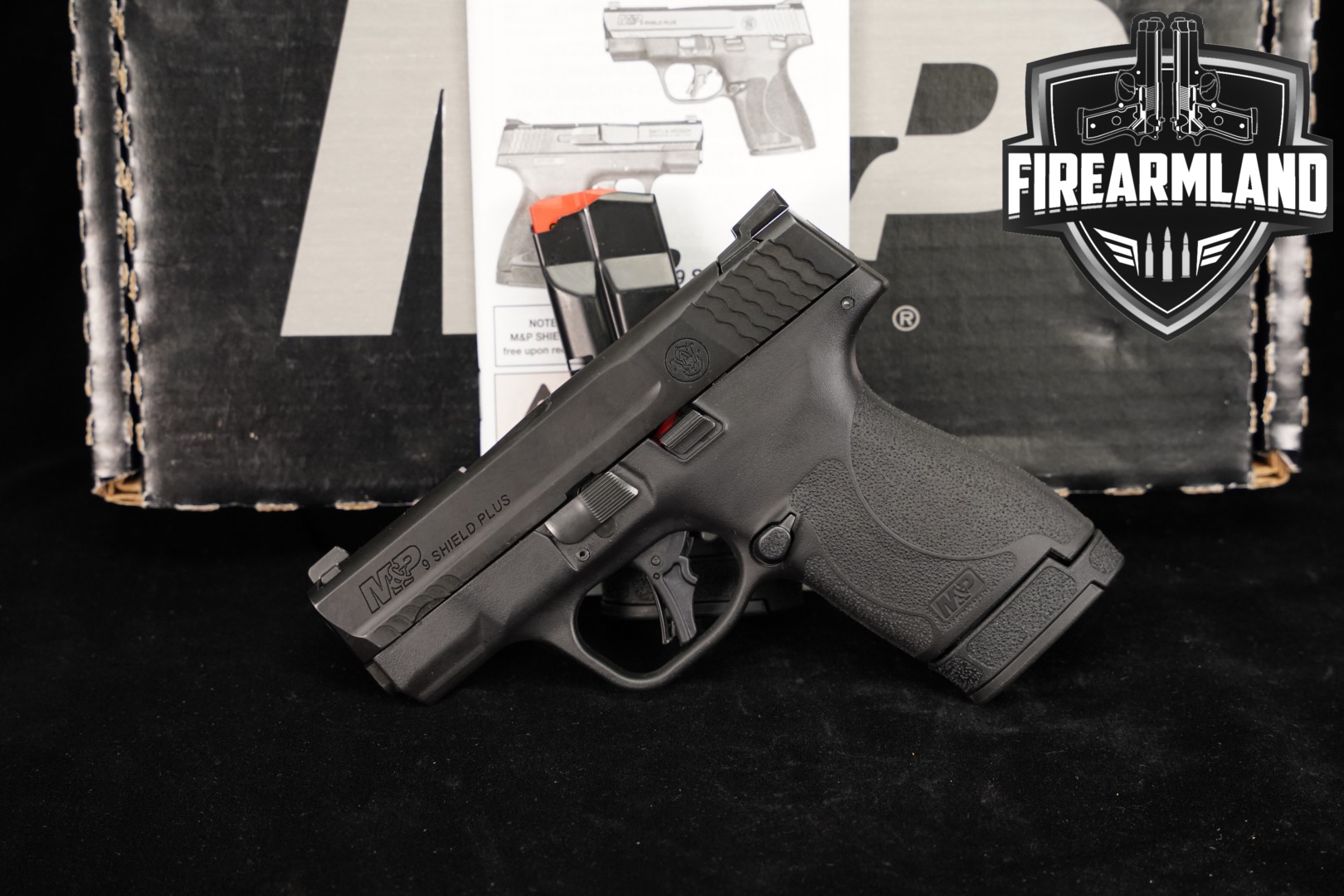 Smith & Wesson (S&W) M&P9 Shield Plus 9mm Luger Black in Excellent Condition Thumbnail