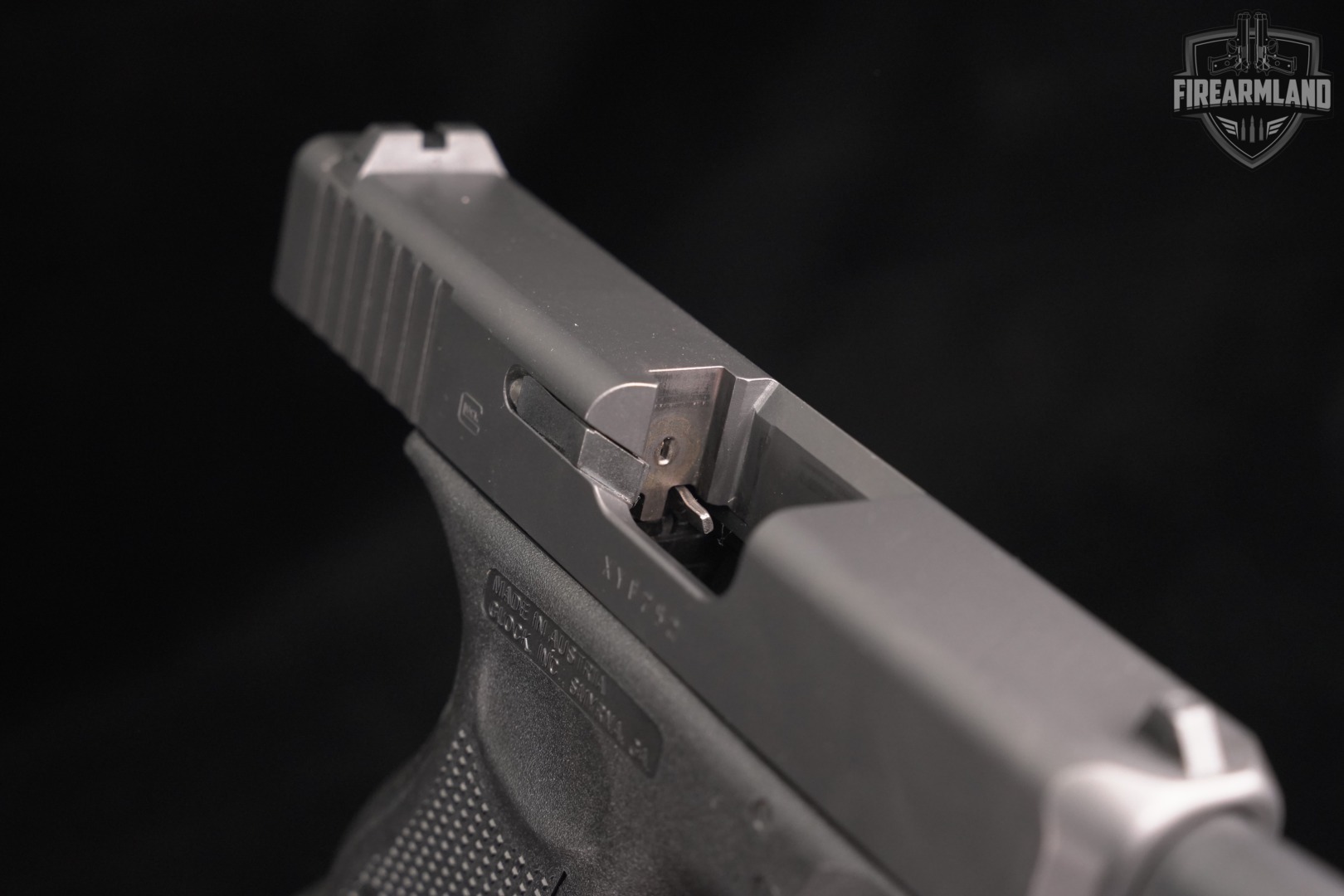 Glock 26 Gen4 G26 Gen 4 9mm 3.43" +3 MAGS & ORIG BOX-img-11