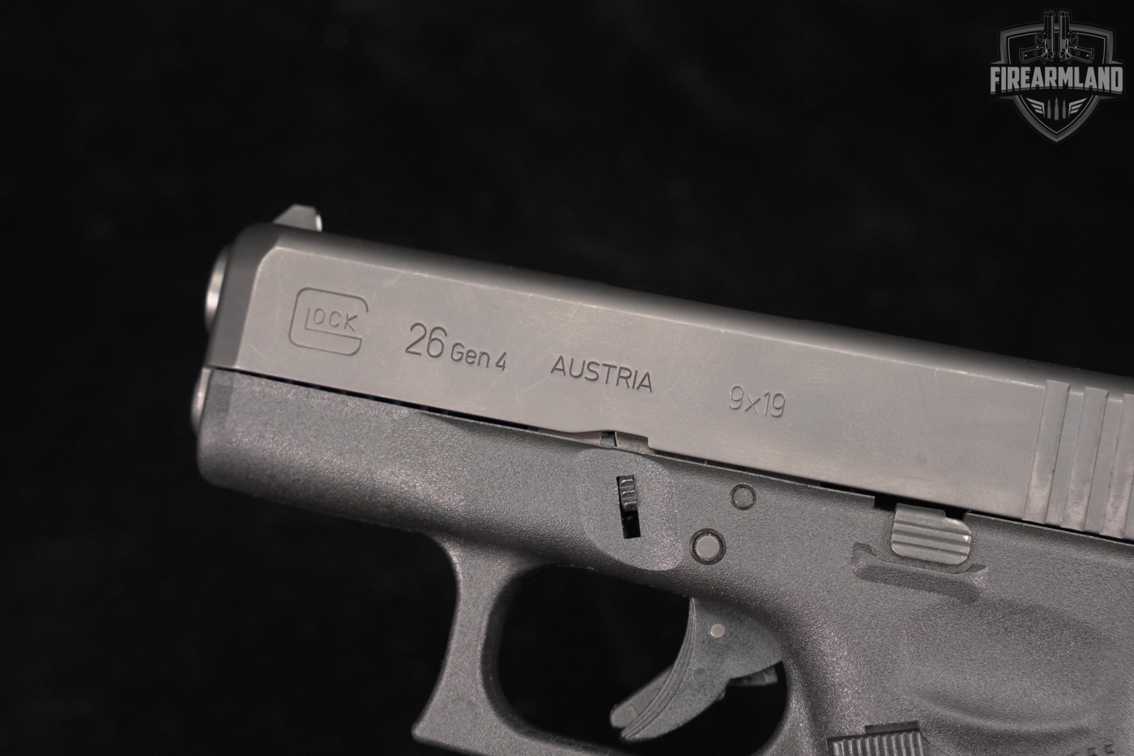 Glock 26 Gen4 G26 Gen 4 9mm 3.43" +3 MAGS & ORIG BOX-img-13
