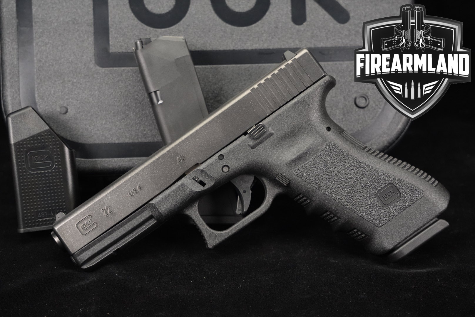 Glock Glock 22 Gen 3 .40 S&W Black in Excellent Condition Thumbnail