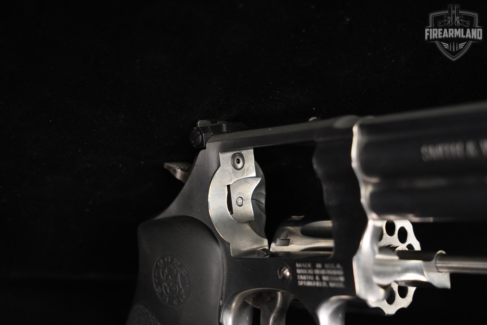 Smith & Wesson Model 617-6 S&W 22LR 4" Satin Stainless +ORIG CASE-img-12