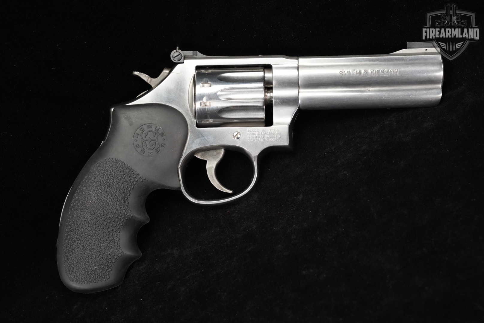 Smith & Wesson Model 617-6 S&W 22LR 4" Satin Stainless +ORIG CASE-img-4