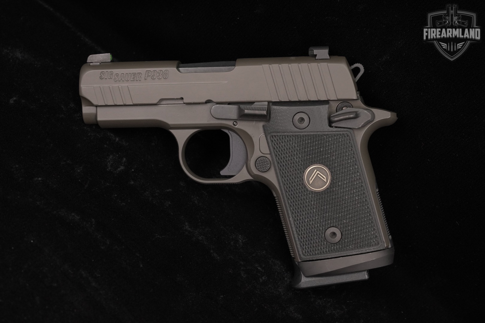 Sig Sauer P938 Legion 9mm P 938 +3 MAGS & ORIG CASE-img-3