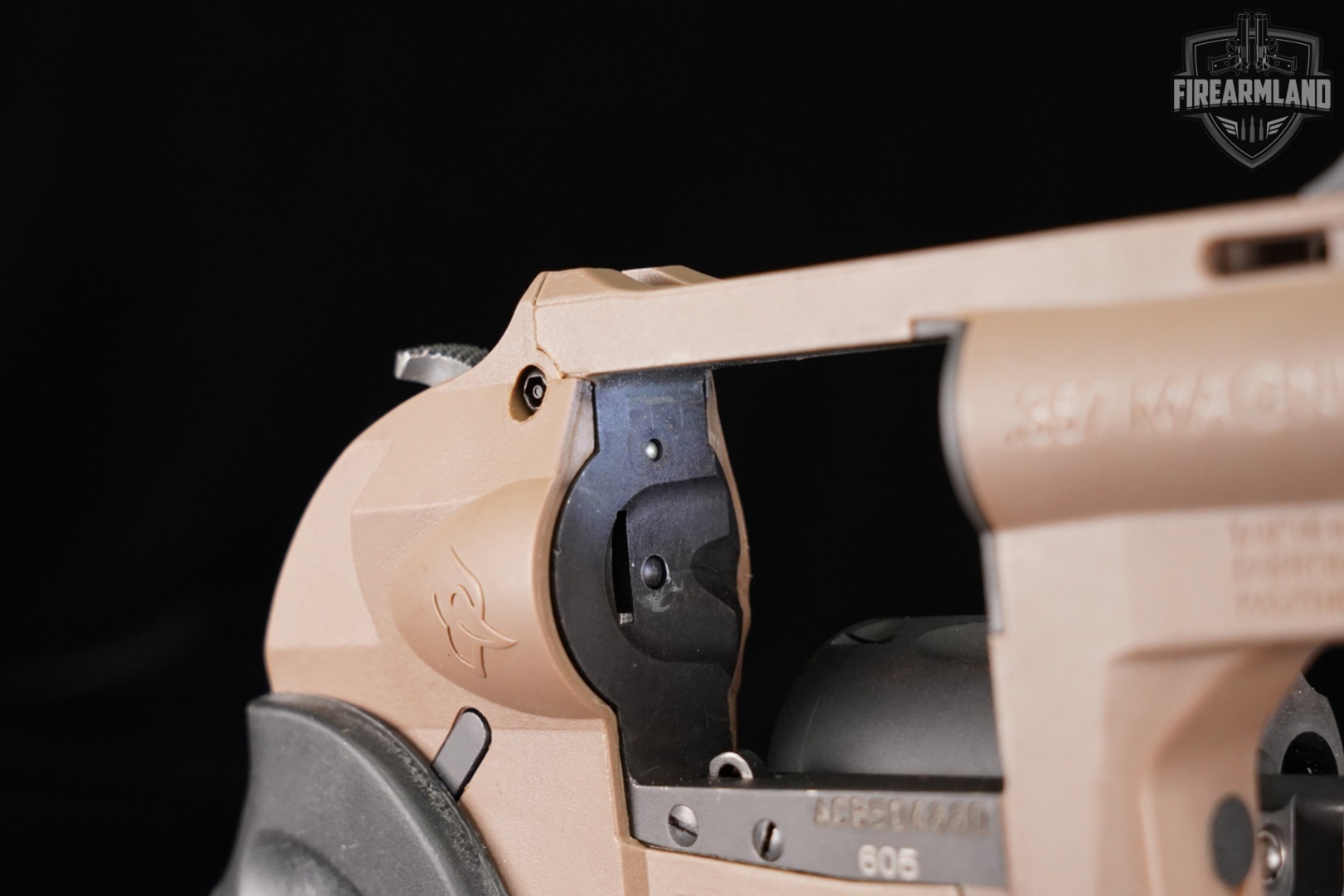 Taurus Model 605 Protector Poly 357 Magnum 2" Tan & Black M605 +ORIG BOX-img-10
