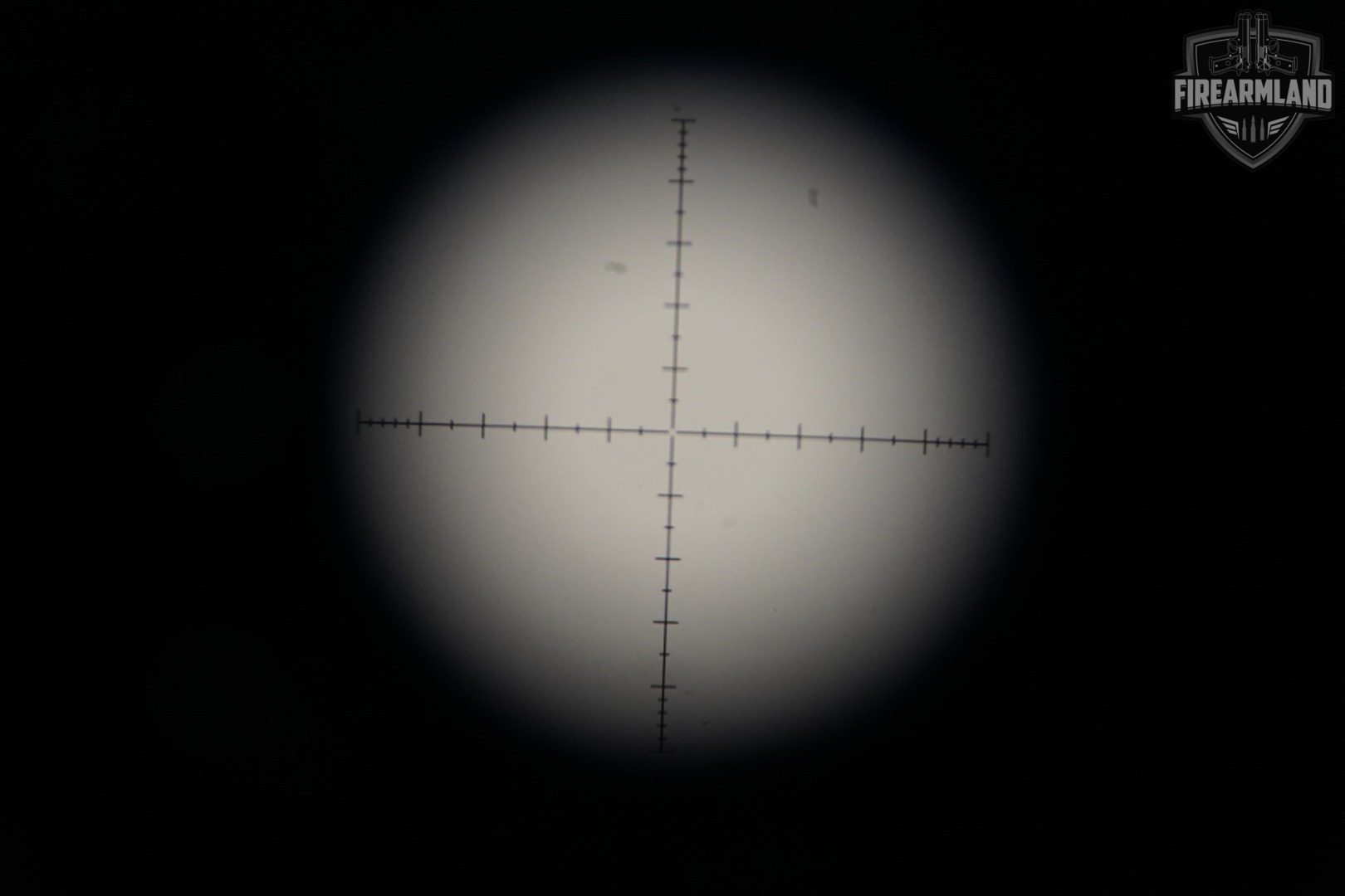 Leupold Mark 4 12-40x60 40X Magnification TMR Reticle FFP Spotting Scope-img-8