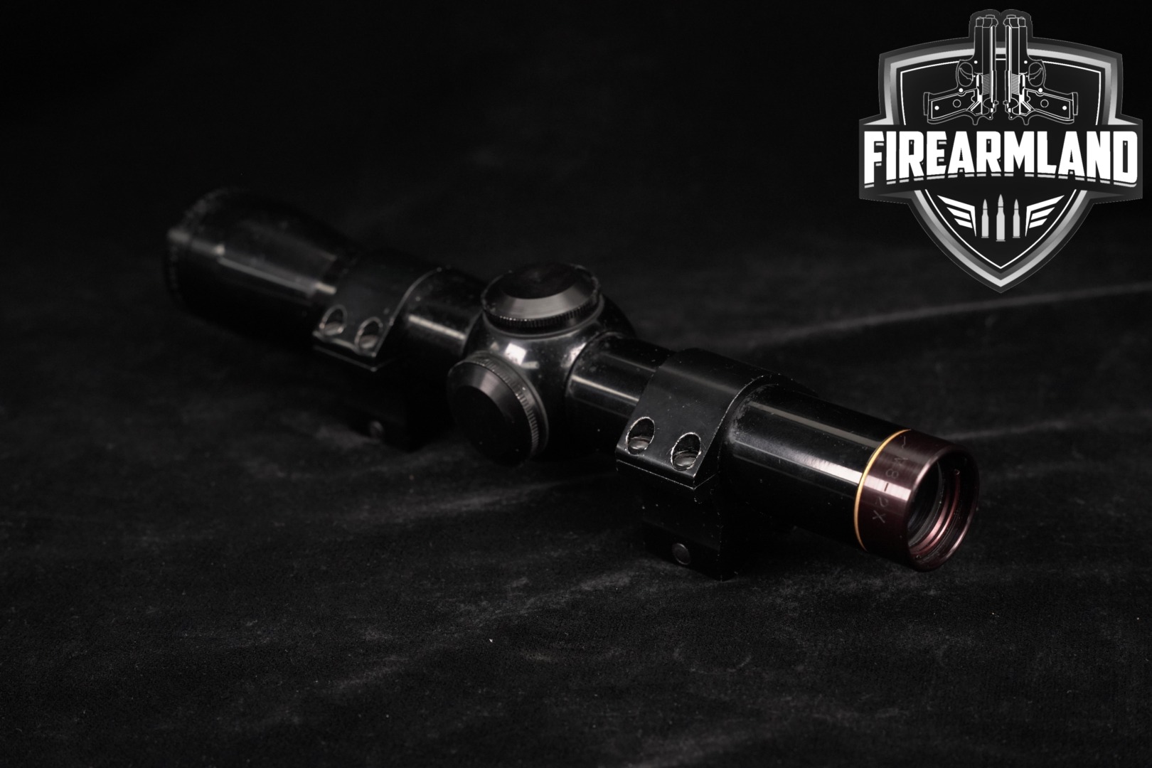 Leupold M8-2X in Good Condition Thumbnail