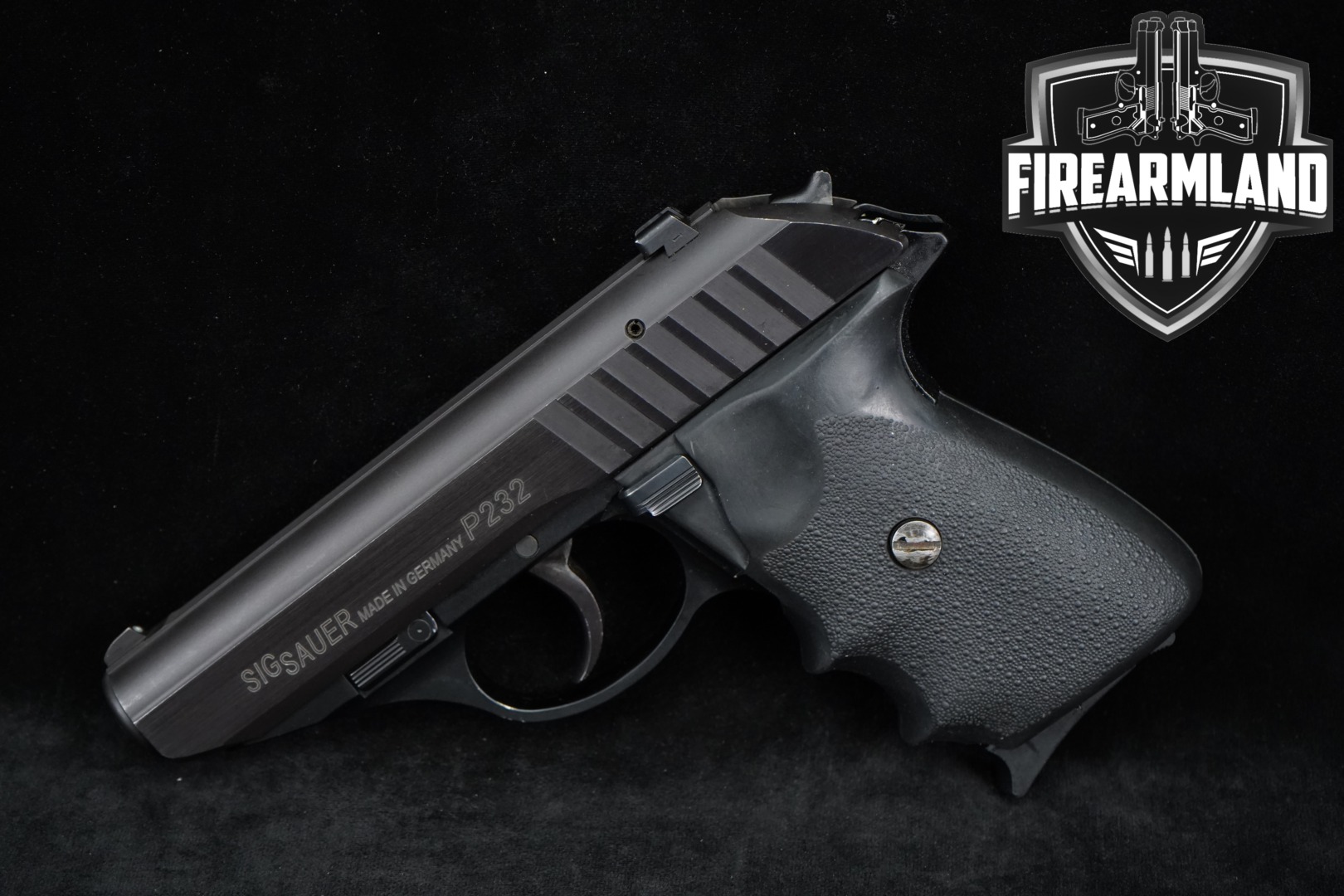 Sig Sauer P232 .380 ACP Black in Very Good Condition Thumbnail