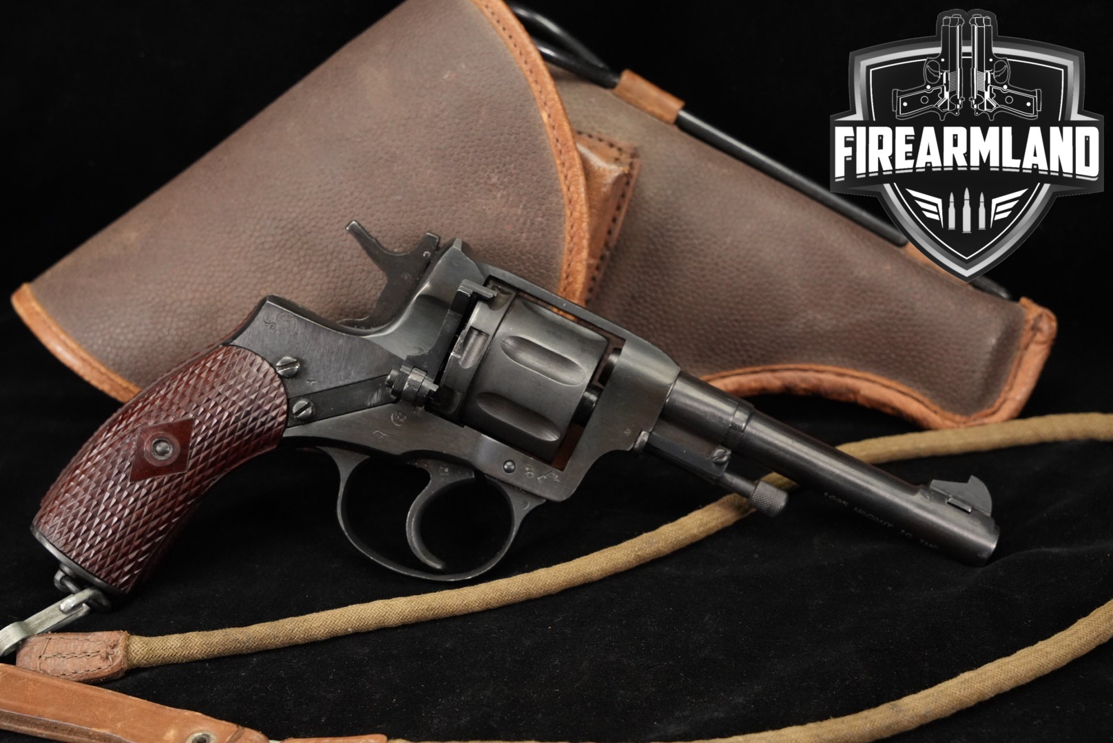 WWII 1944 Izhevsk Arsenal Nagant Model 1895 Double-Action Officer's 7.62-img-0