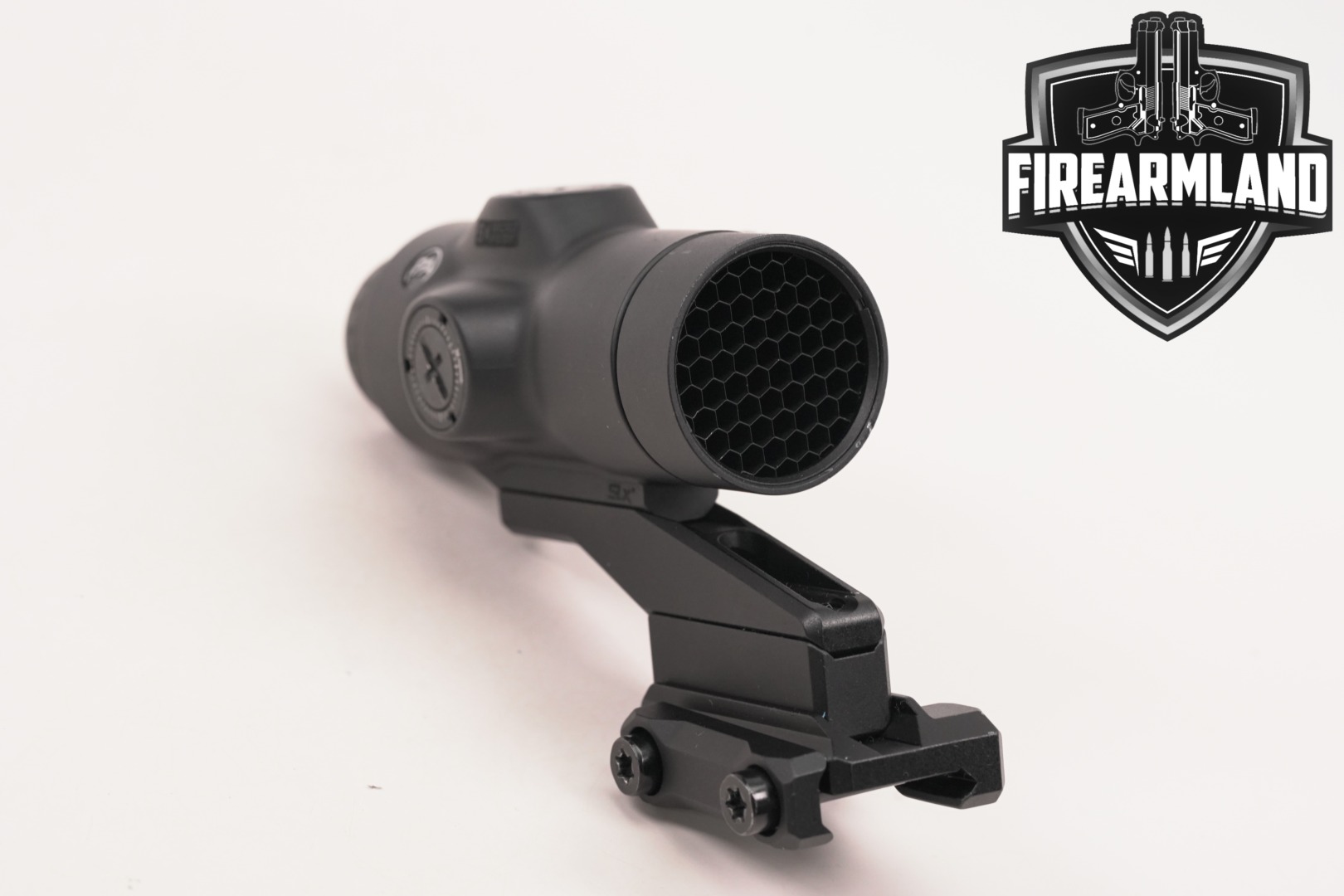 Primary Arms SLX 5x Prism Aurora ACSS-5.56 in Excellent Condition Thumbnail