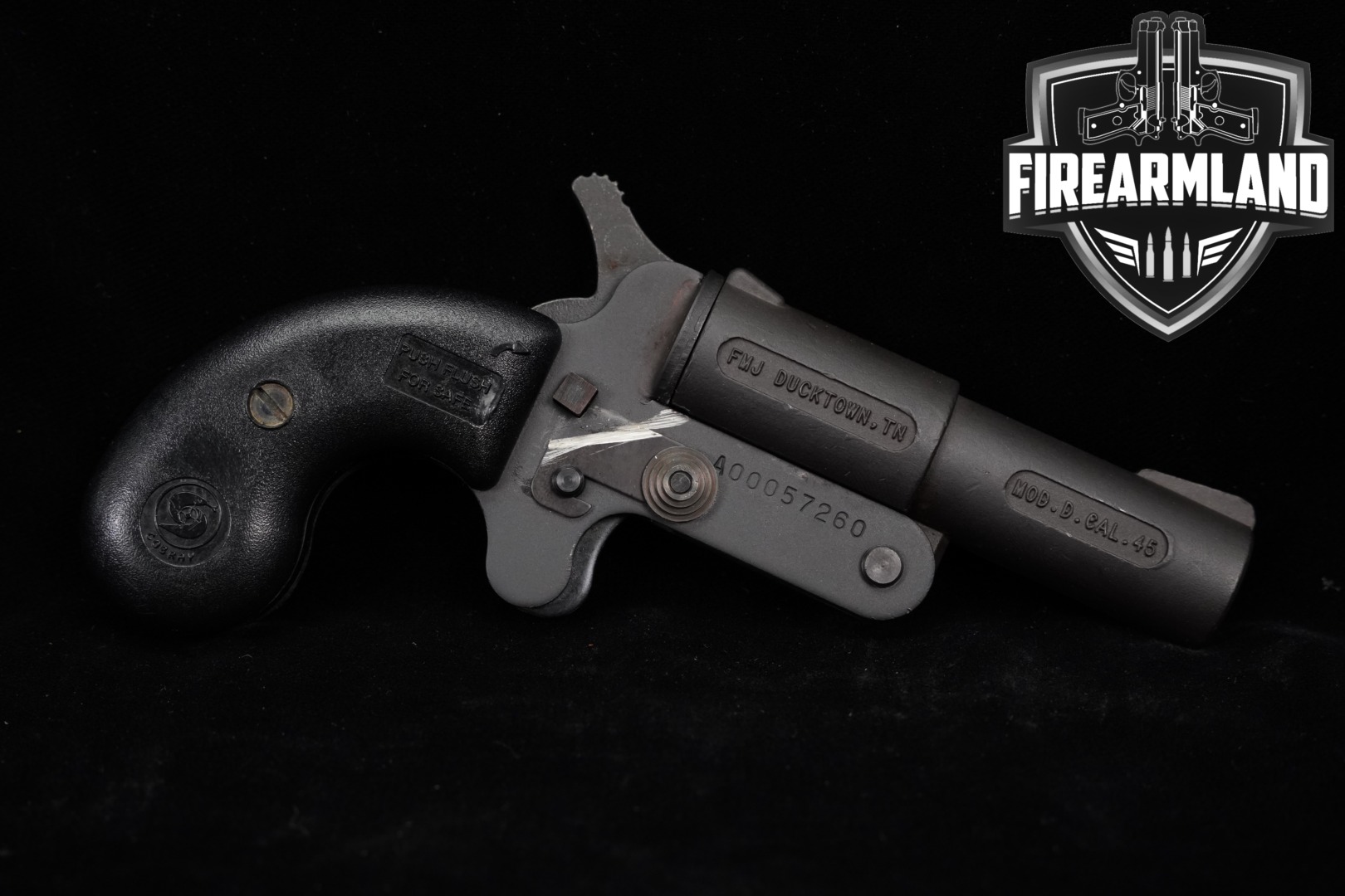 https://cash-for-arms-pictures.s3.amazonaws.com/recjA1wmrmFXVHm0o/1.jpg