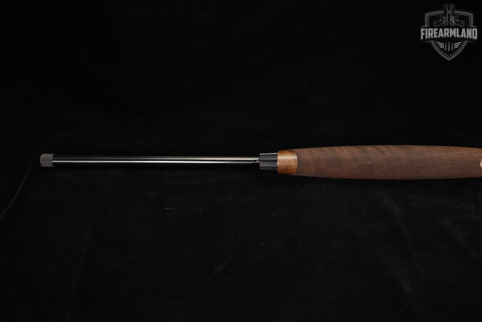 Benelli Montefeltro 12-Gauge 26" Black & Walnut Inertia-Driven-img-12