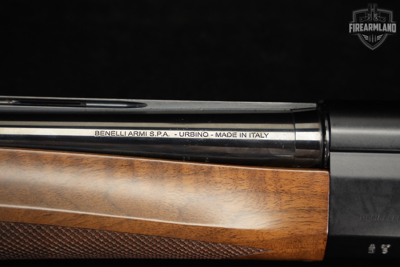 Benelli Montefeltro 12-Gauge 26" Black & Walnut Inertia-Driven-img-18